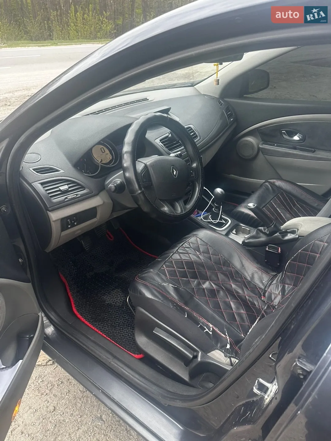 2010 Renault Megane - мініатюра 13