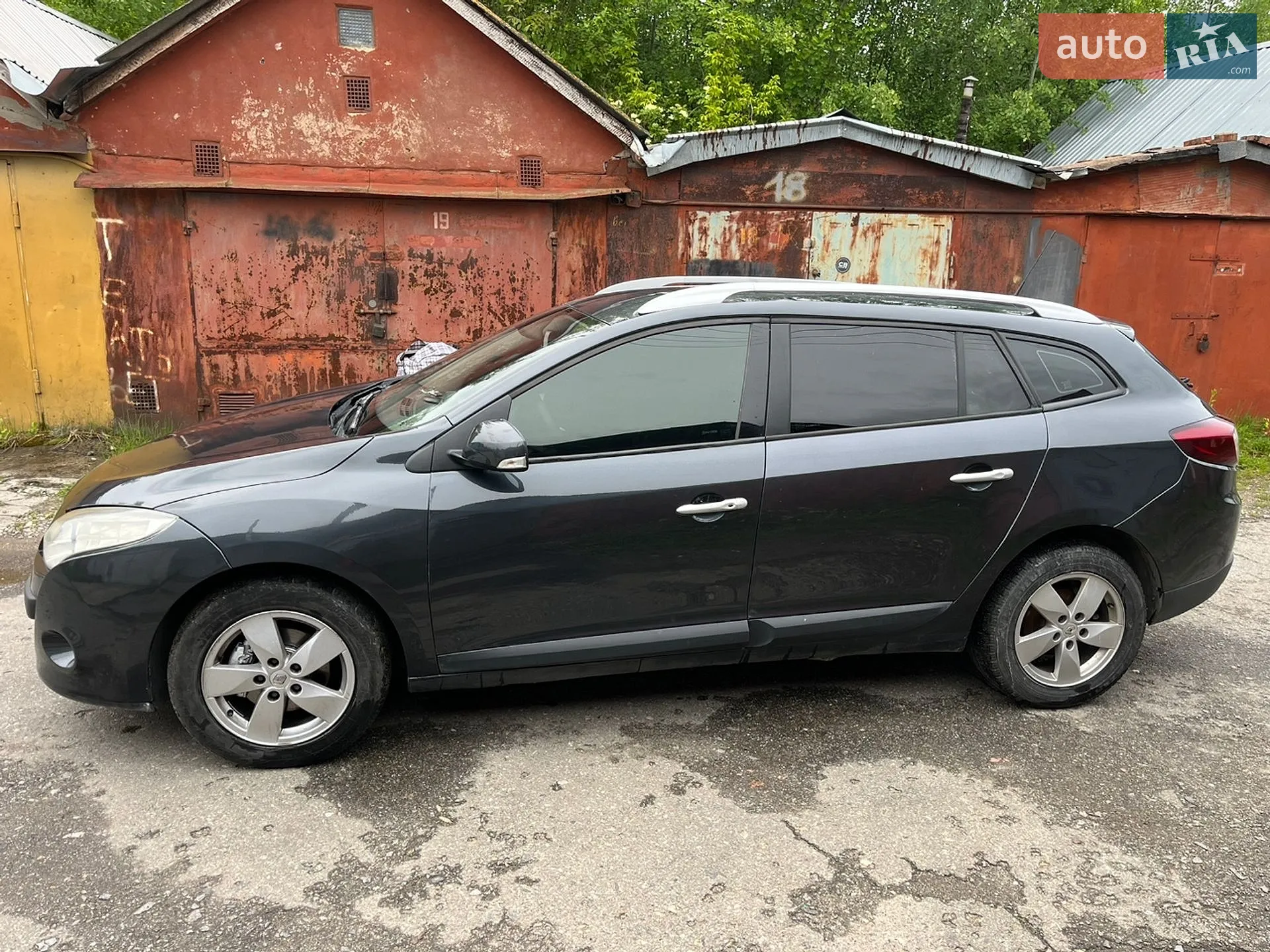 2011 Renault Megane - мініатюра 12