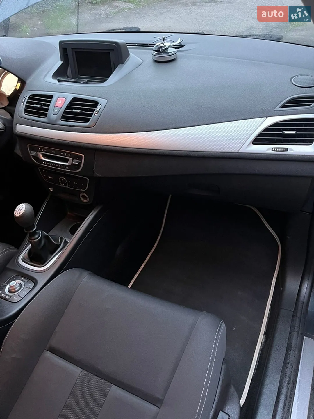 2011 Renault Megane - мініатюра 25