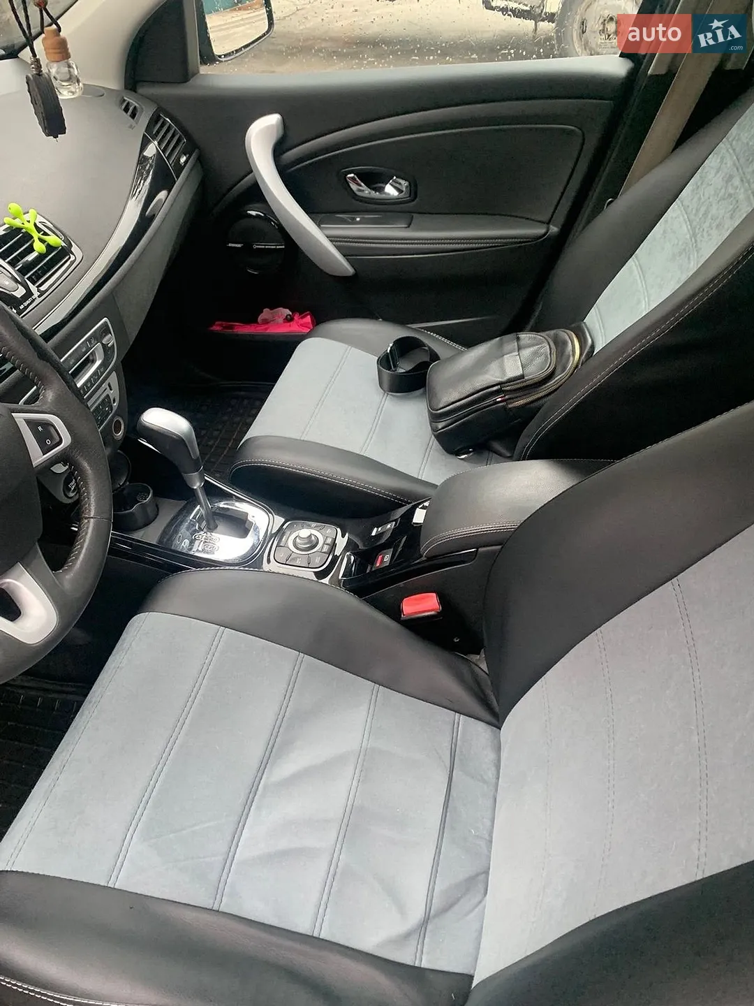 2012 Renault Megane - мініатюра 7