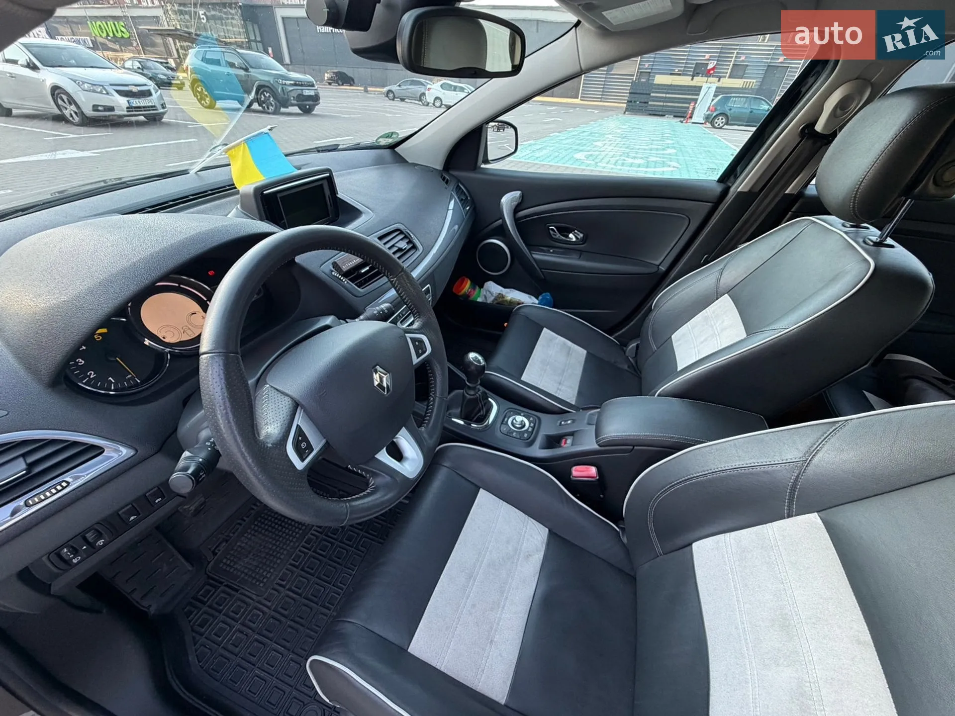 2012 Renault Megane - мініатюра 22