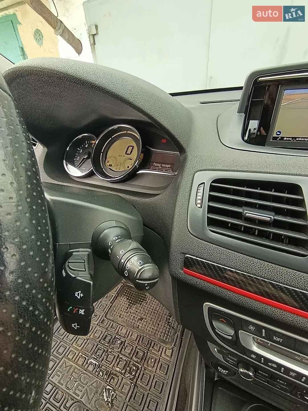 2012 Renault Megane - мініатюра 18