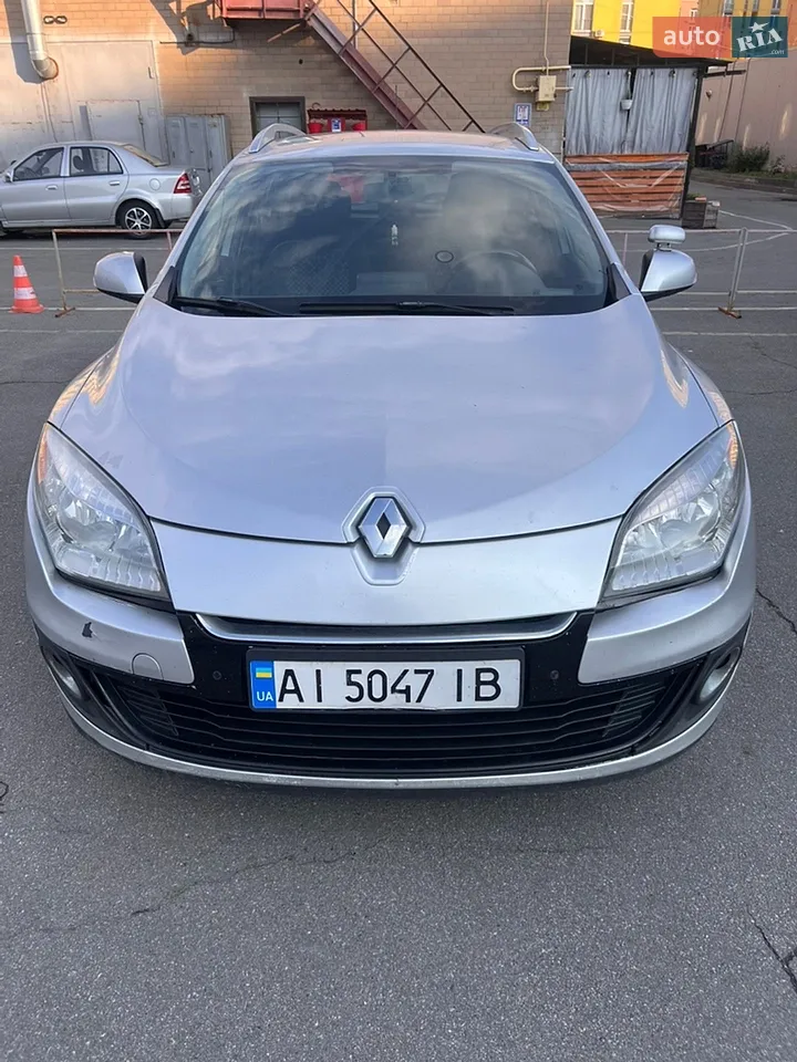 2012 Renault Megane - мініатюра 13