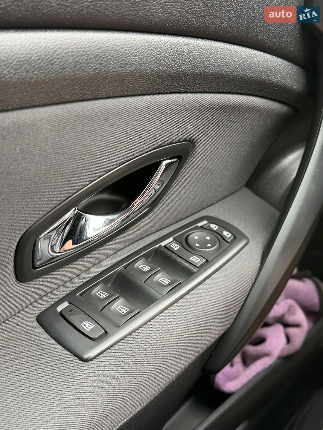 2013 Renault Megane - мініатюра 31