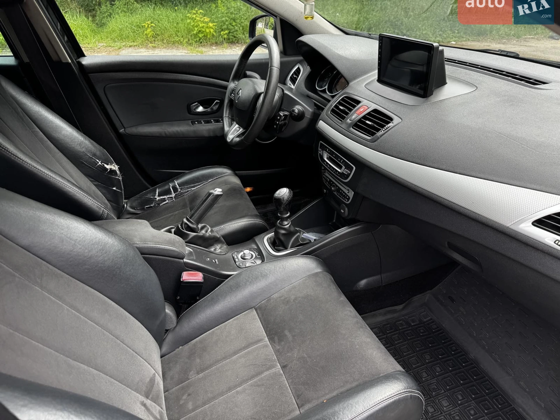 2010 Renault Megane - мініатюра 39
