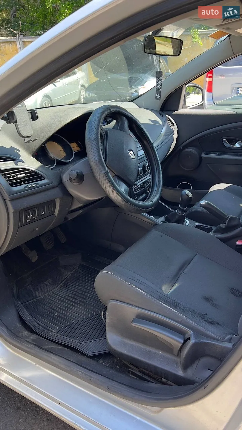 2011 Renault Megane - мініатюра 8