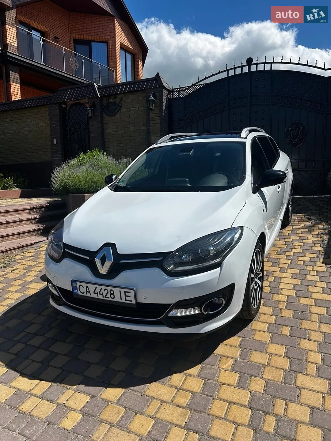 2015 Renault Megane - мініатюра 2