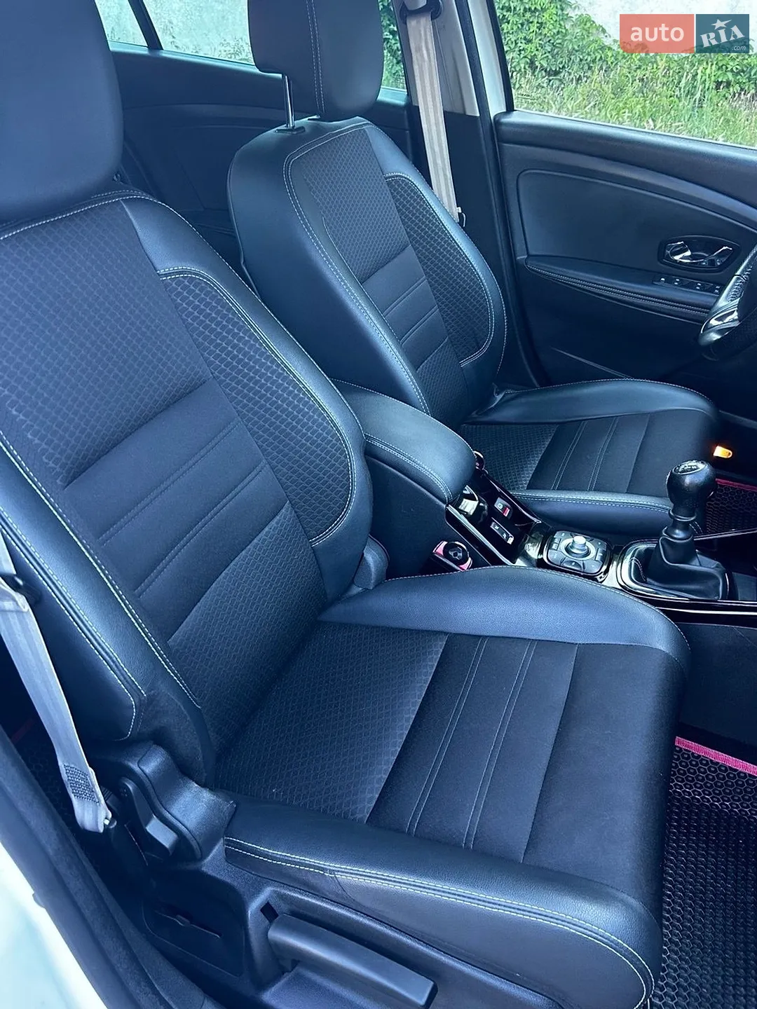 2015 Renault Megane - мініатюра 12