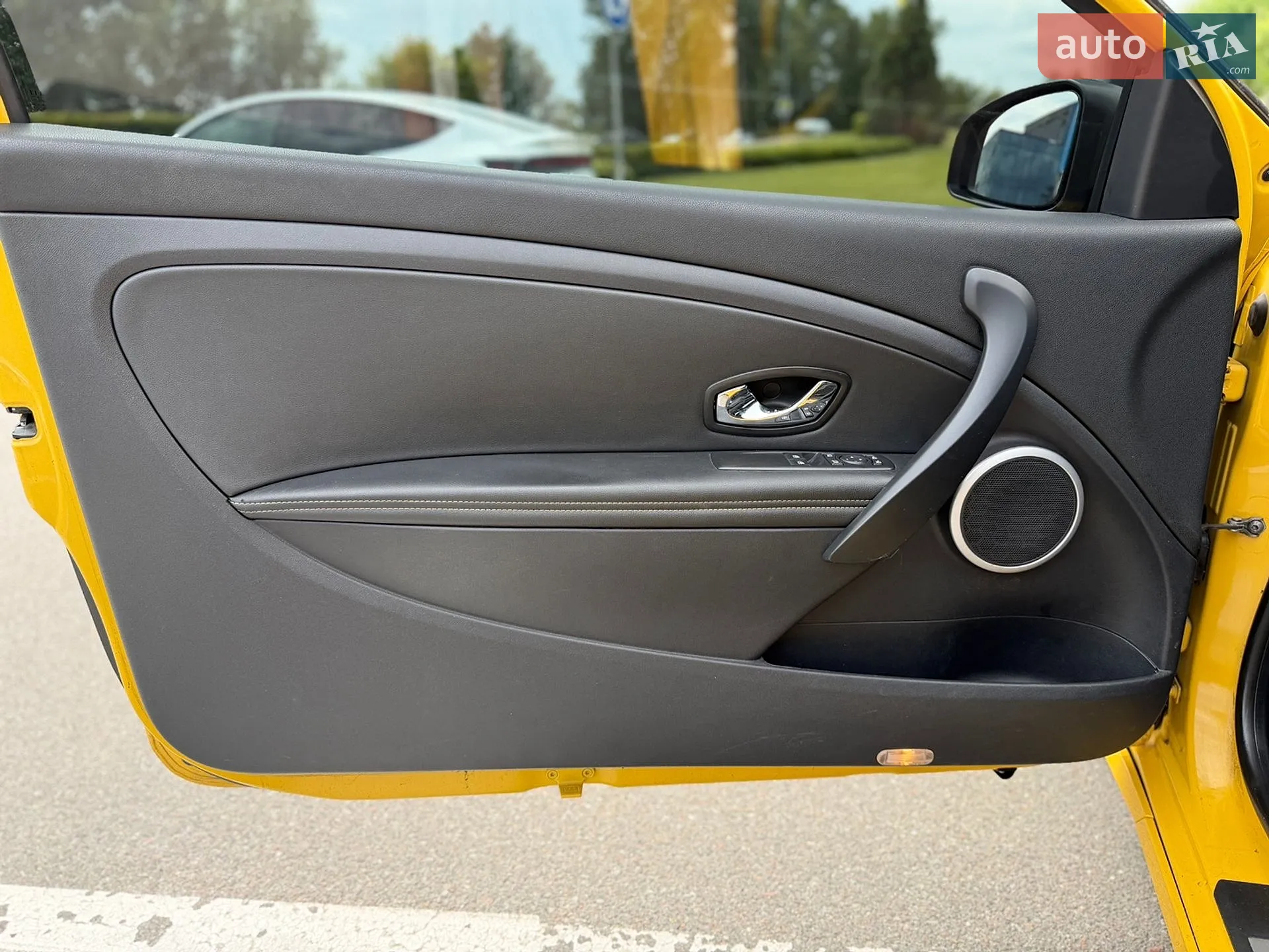2012 Renault Megane - мініатюра 10