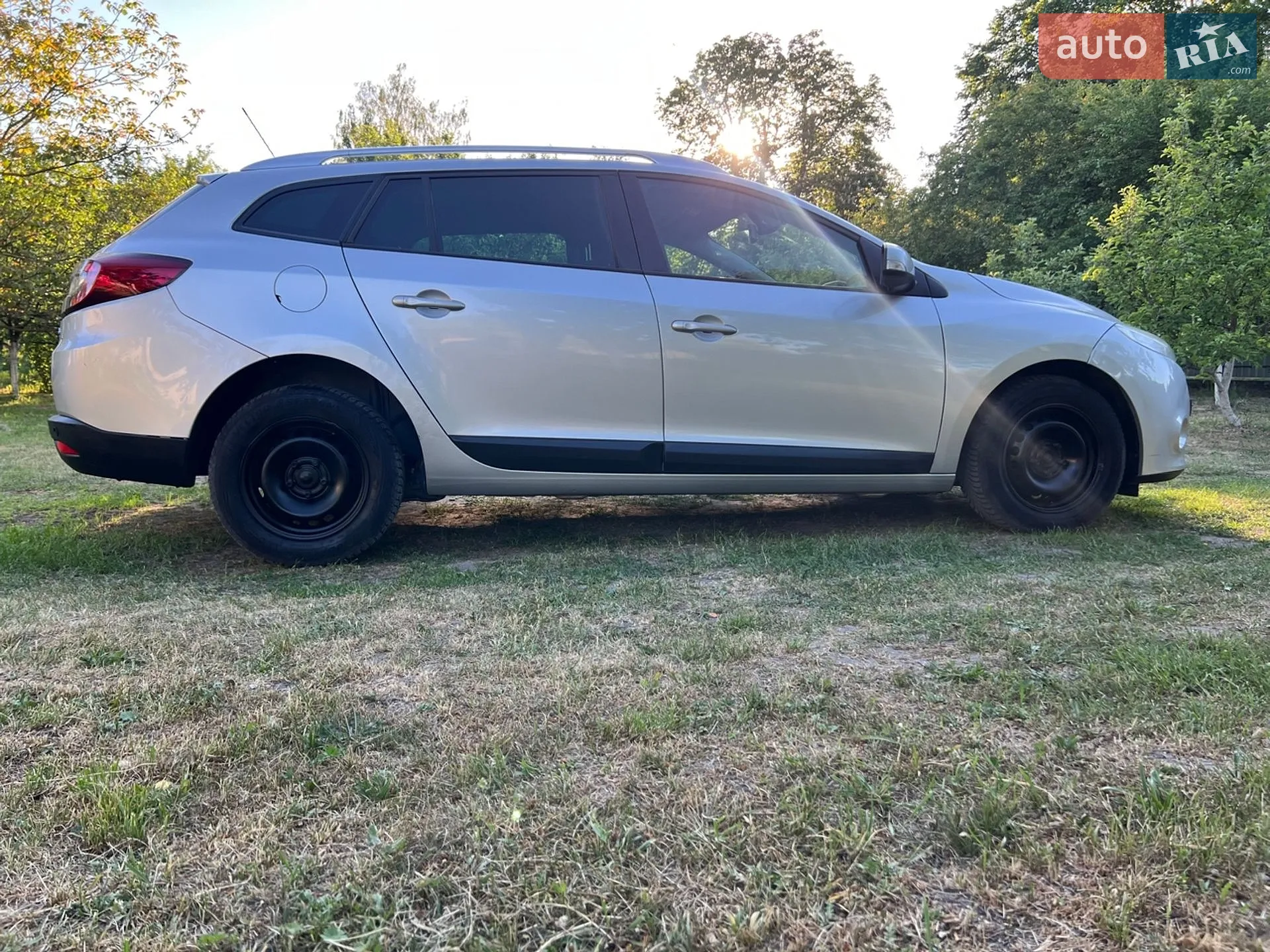 2010 Renault Megane - мініатюра 11