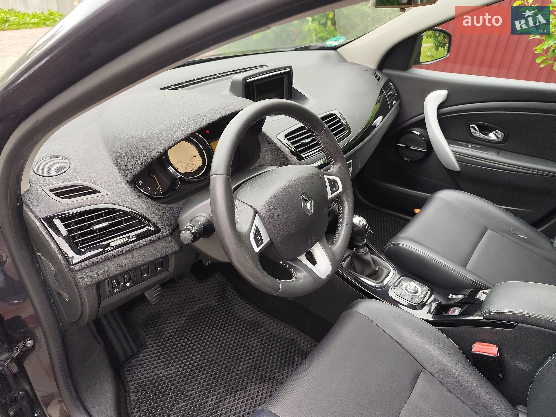 2012 Renault Megane - мініатюра 23