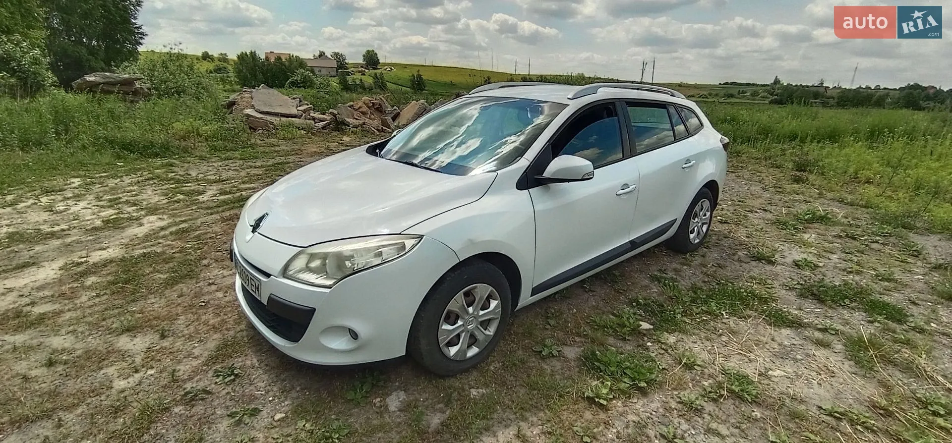 2010 Renault Megane - мініатюра 2