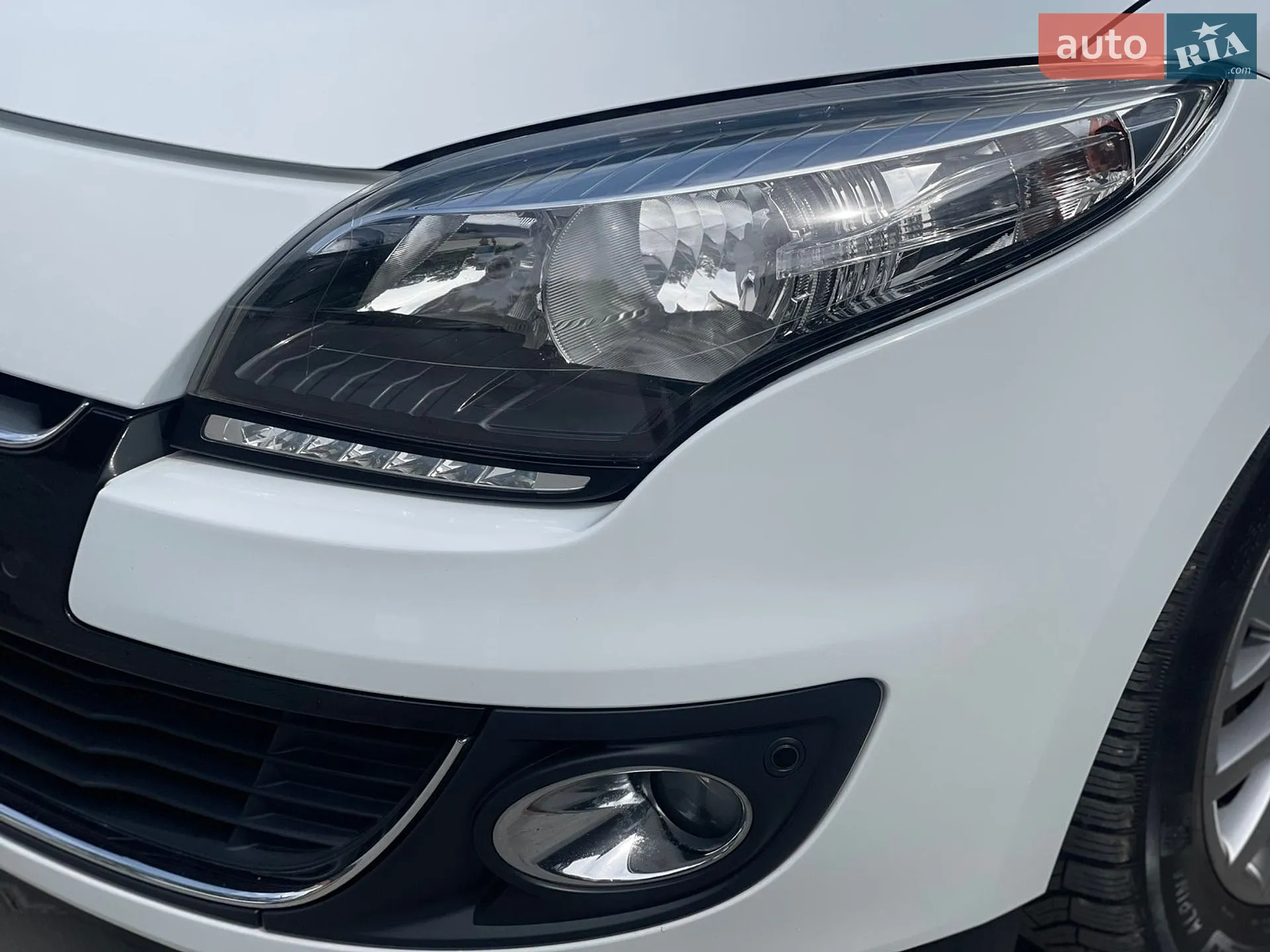 2012 Renault Megane - мініатюра 21