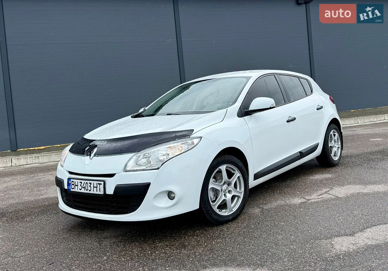 2012 Renault Megane - мініатюра 21