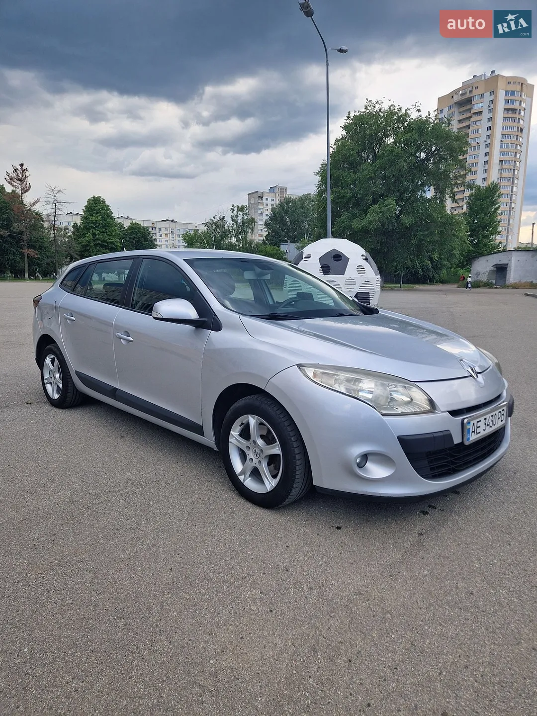 2010 Renault Megane - мініатюра 11