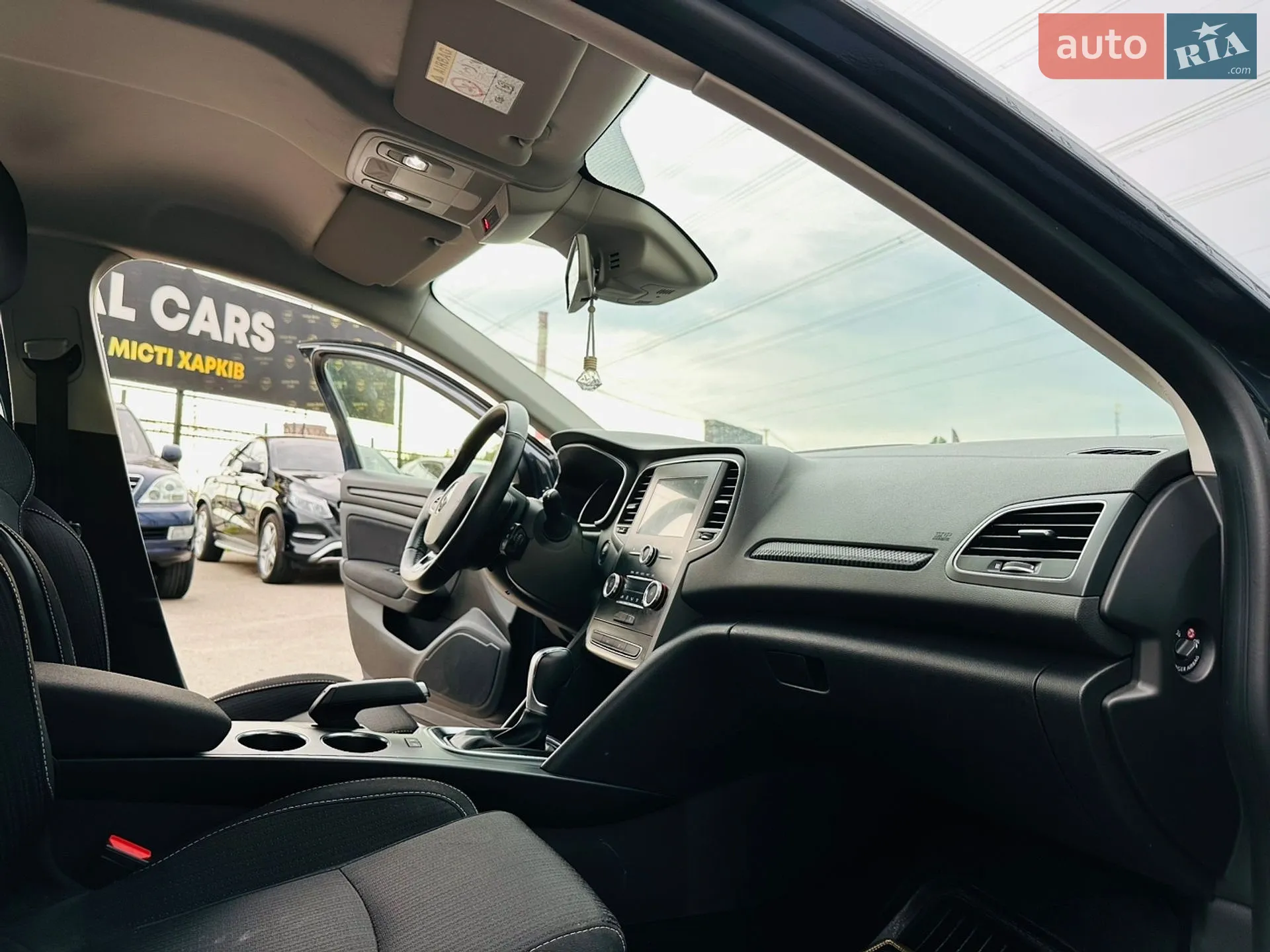 2017 Renault Megane - мініатюра 23