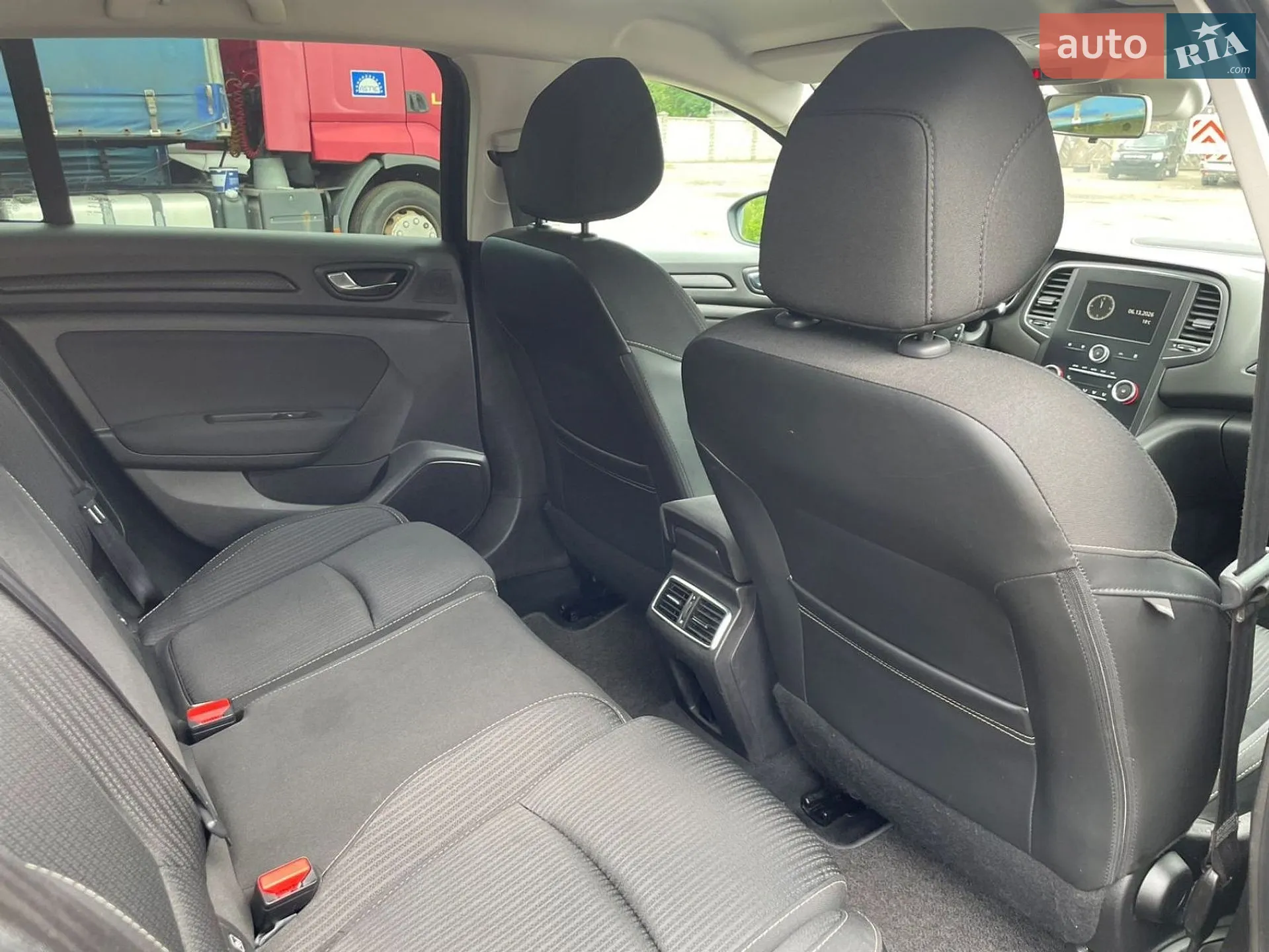 2019 Renault Megane - мініатюра 19