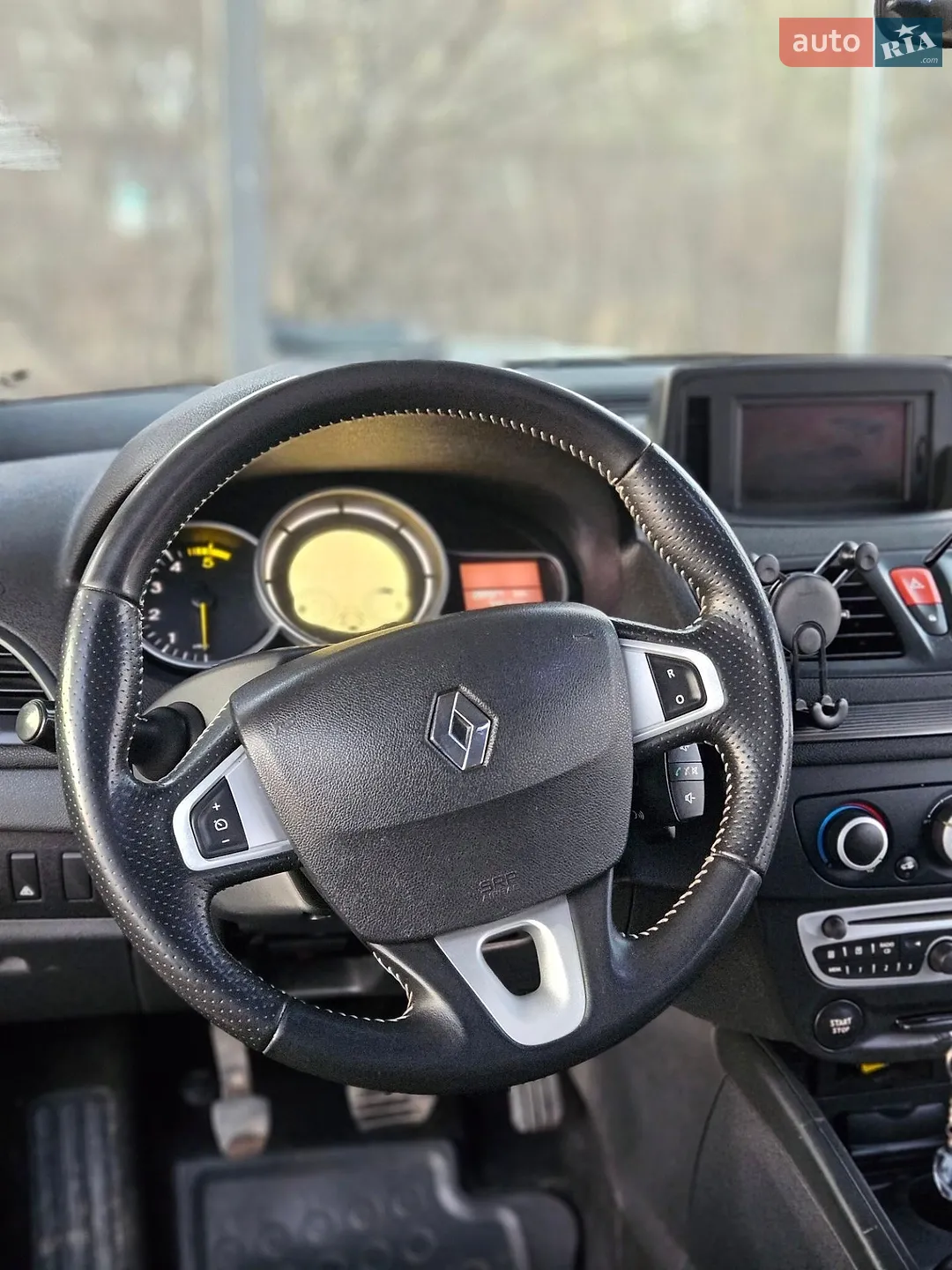 2010 Renault Megane - мініатюра 13