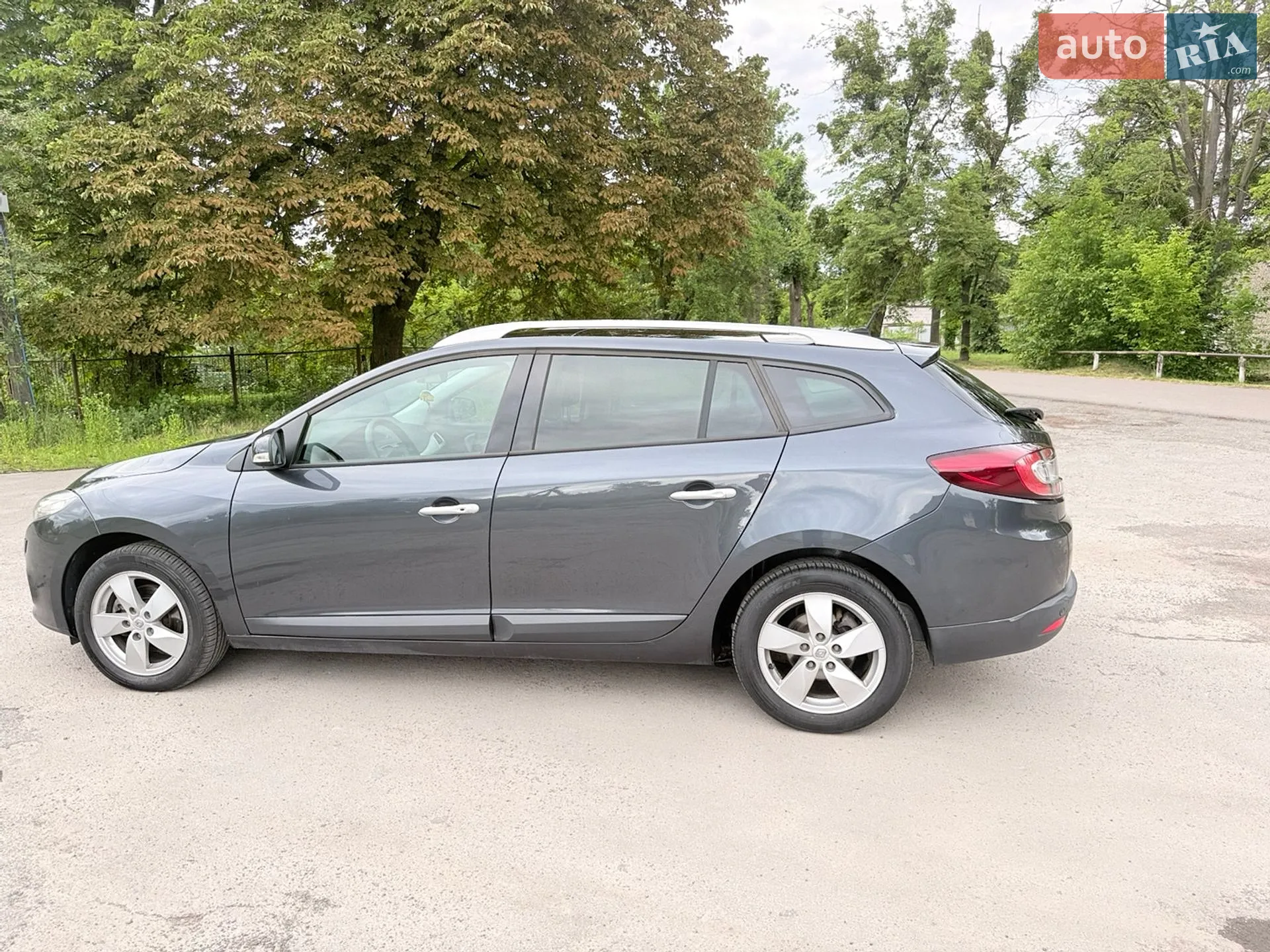 2010 Renault Megane - мініатюра 24