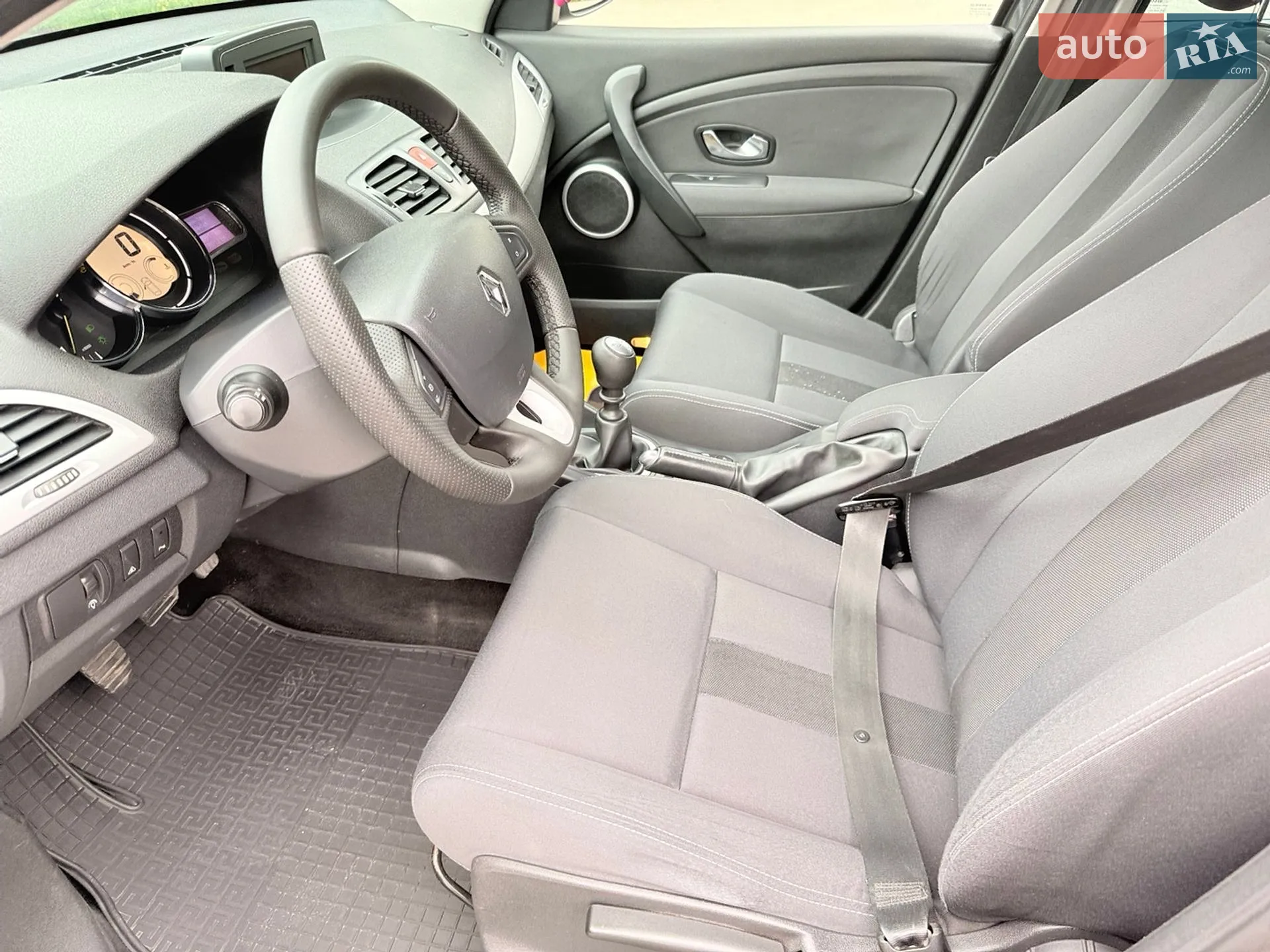 2010 Renault Megane - мініатюра 27