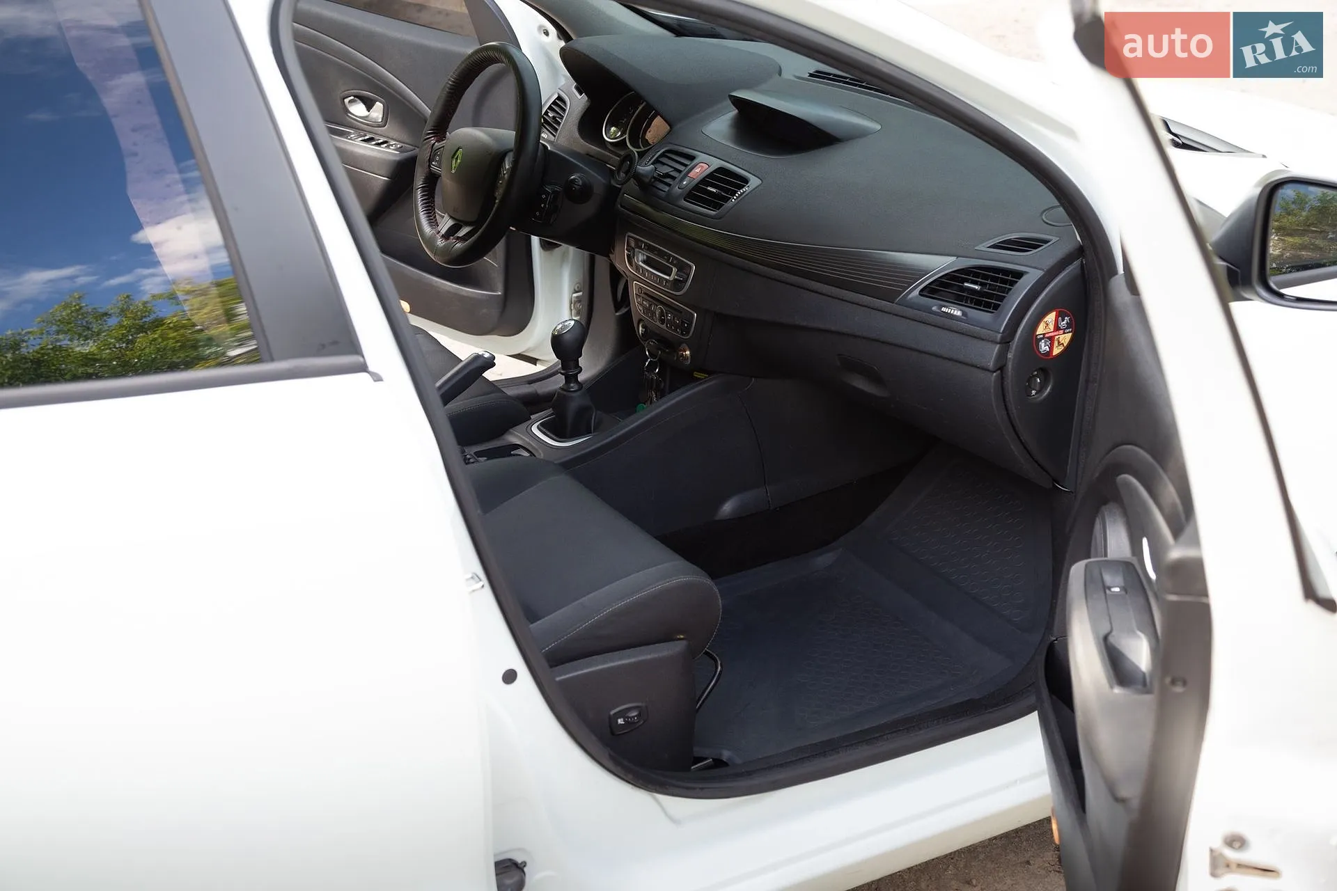 2010 Renault Megane - мініатюра 18