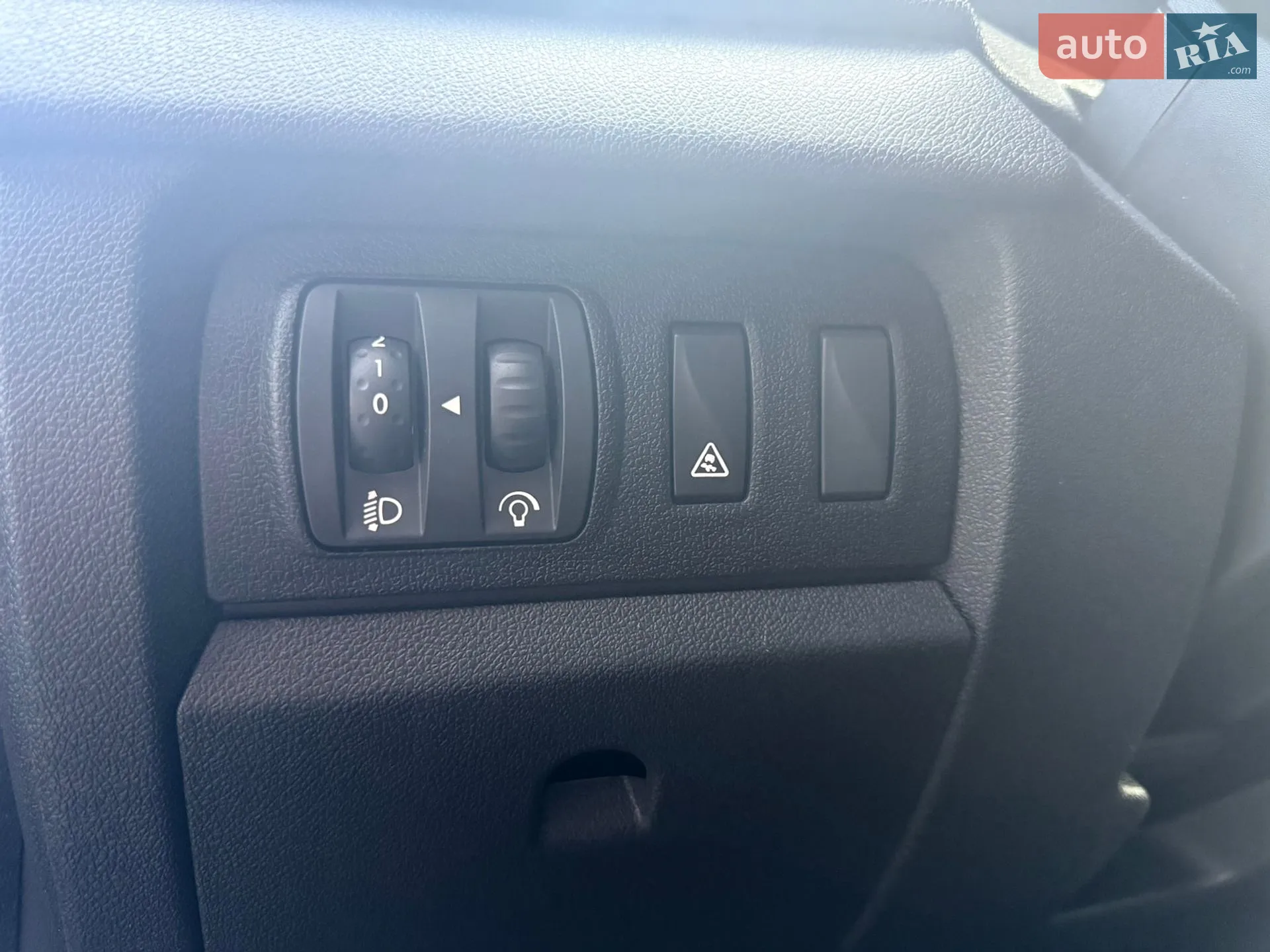 2014 Renault Megane - мініатюра 25