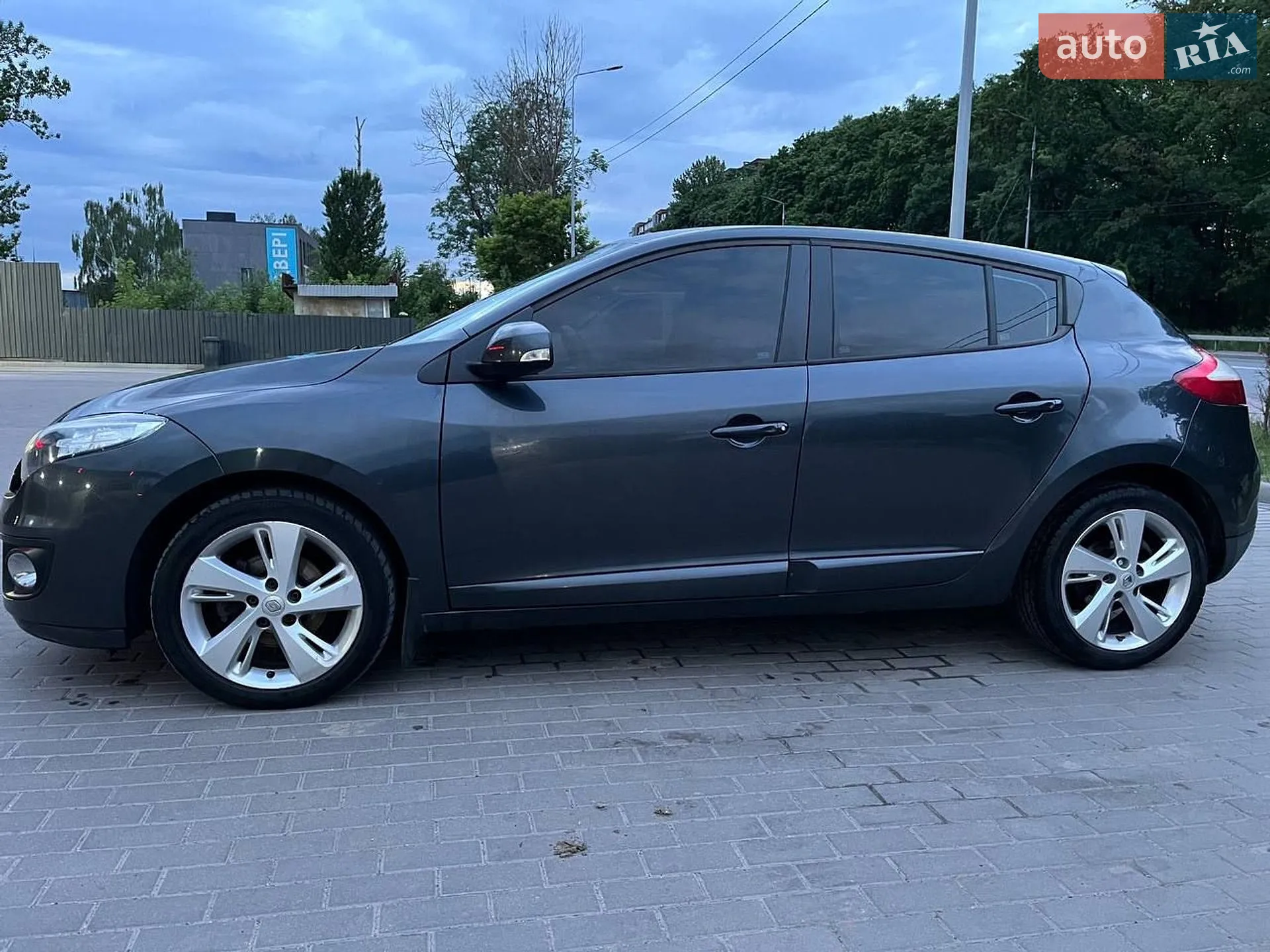2013 Renault Megane - мініатюра 20