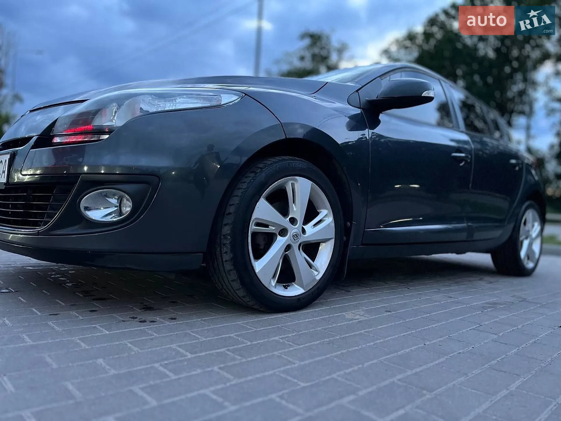2013 Renault Megane - мініатюра 24