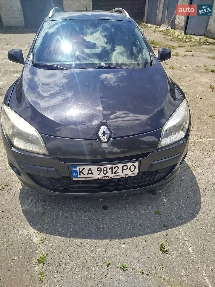 2010 Renault Megane - мініатюра 17