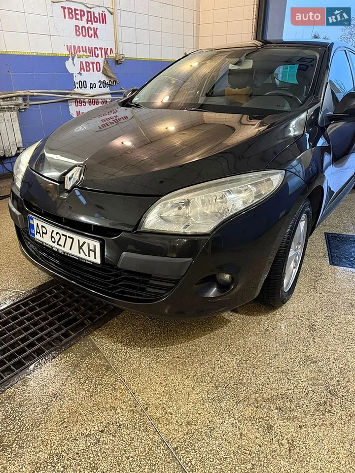 2010 Renault Megane - мініатюра 10
