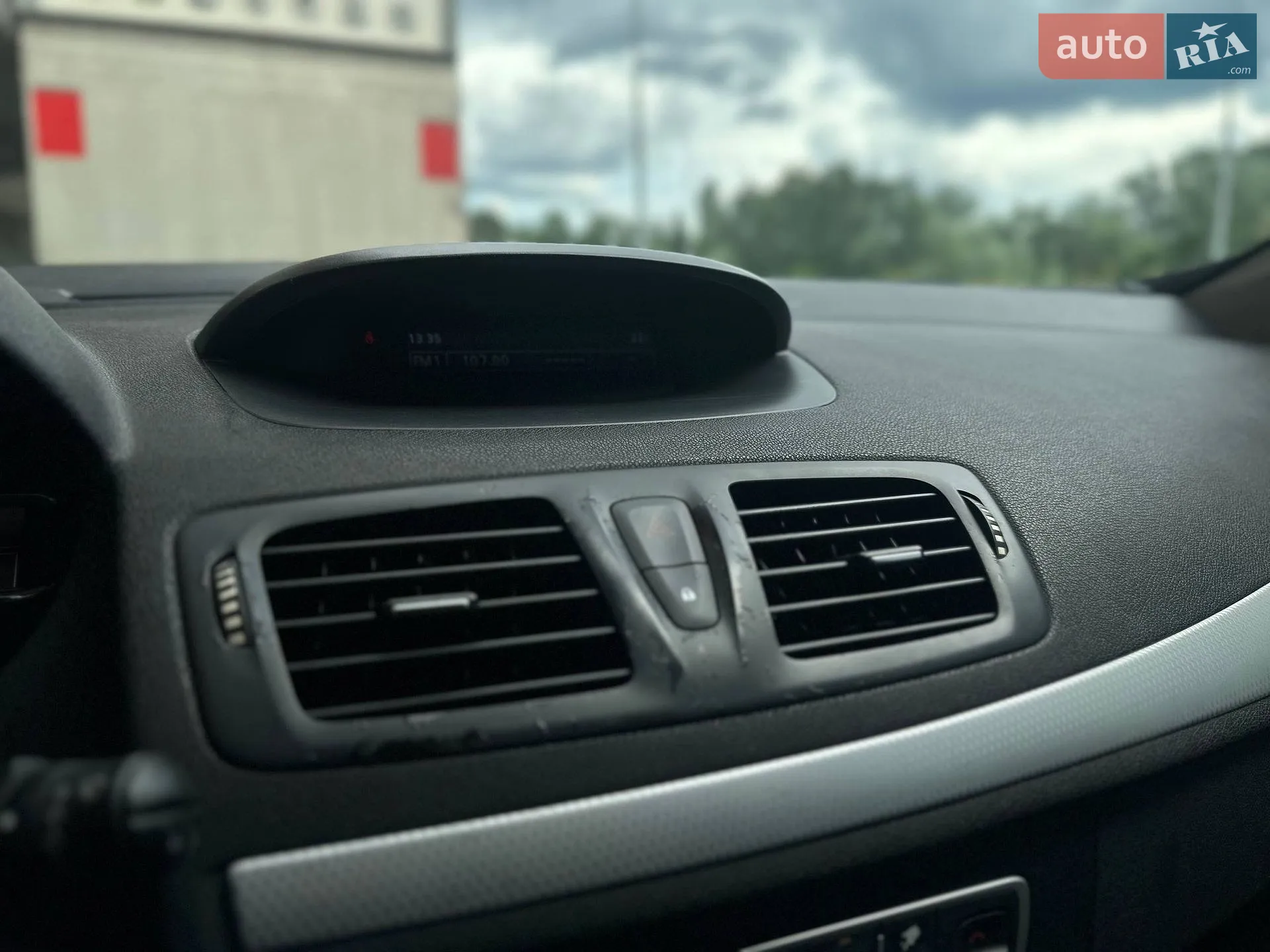2014 Renault Megane - мініатюра 15