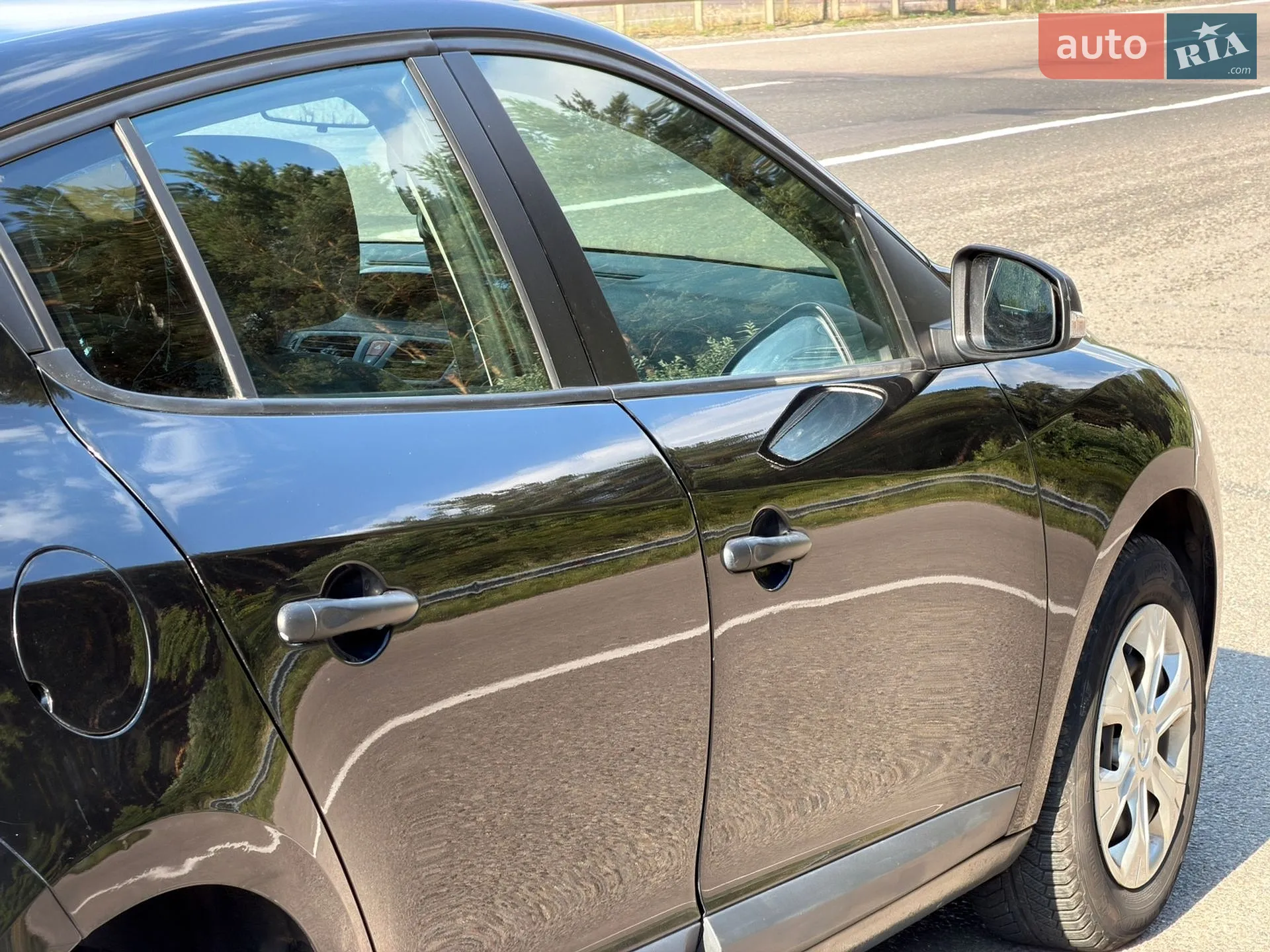 2010 Renault Megane - мініатюра 19