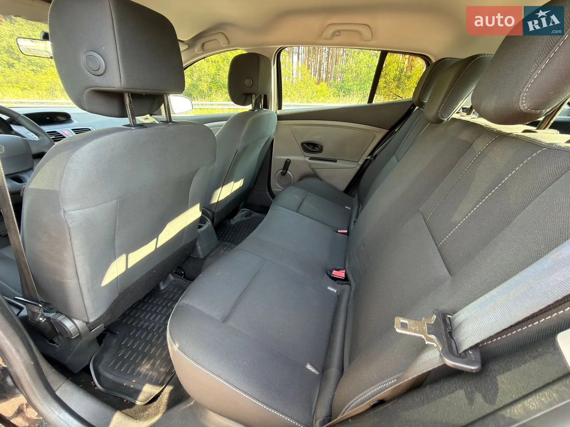 2010 Renault Megane - мініатюра 33