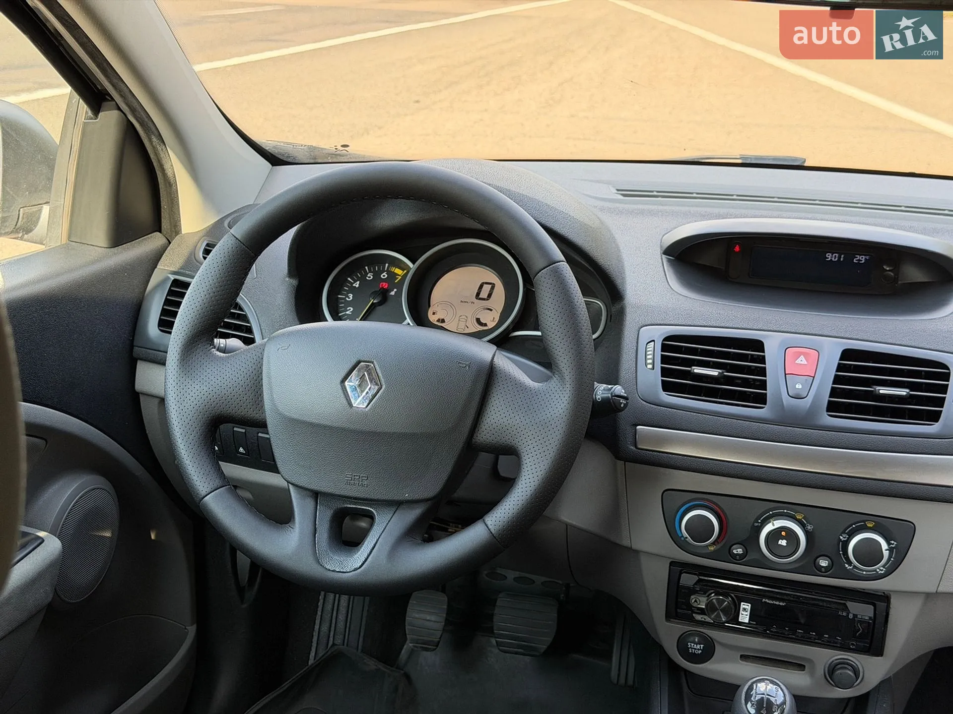 2010 Renault Megane - мініатюра 44
