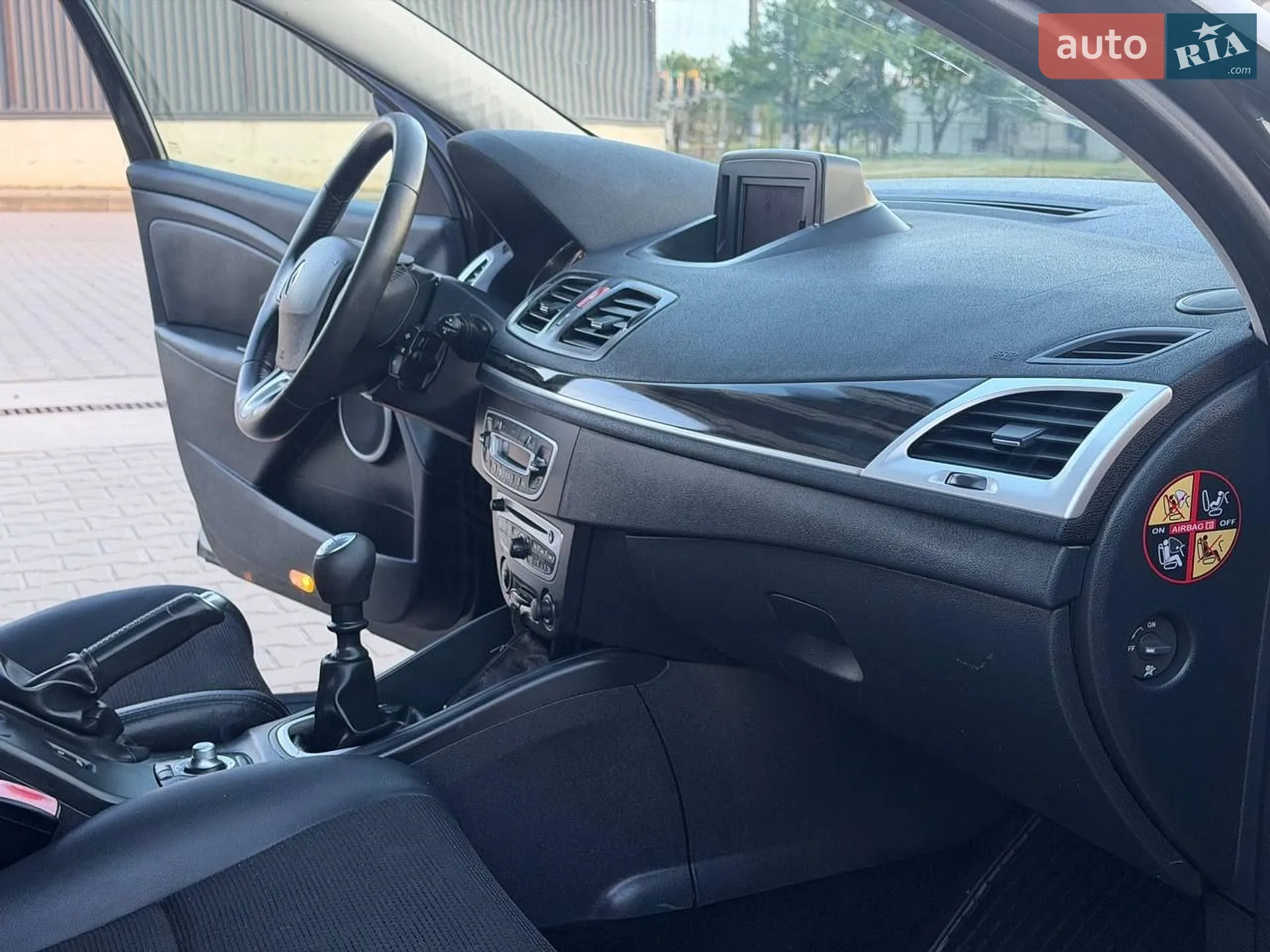 2010 Renault Megane - мініатюра 25