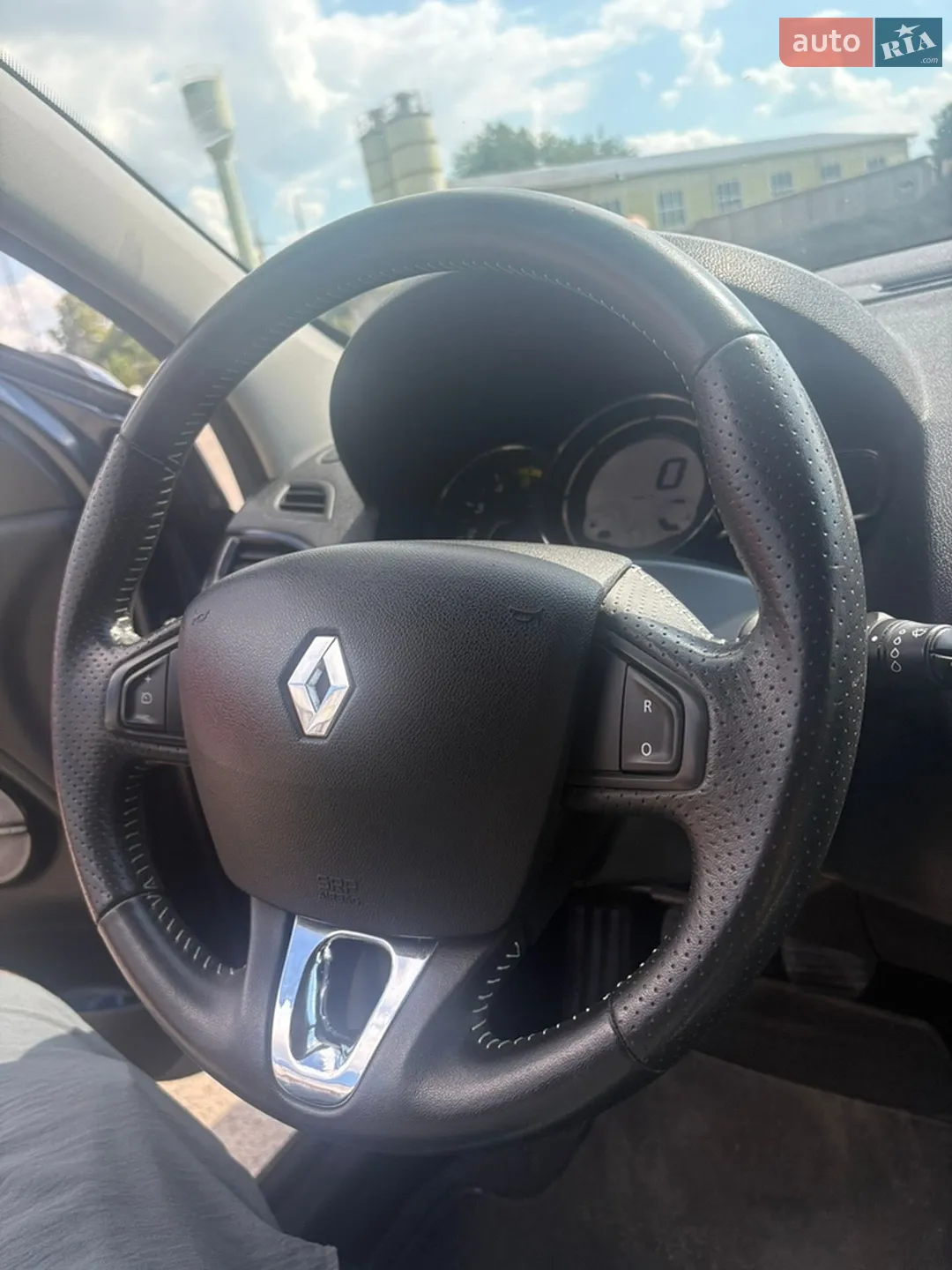 2015 Renault Megane - мініатюра 38