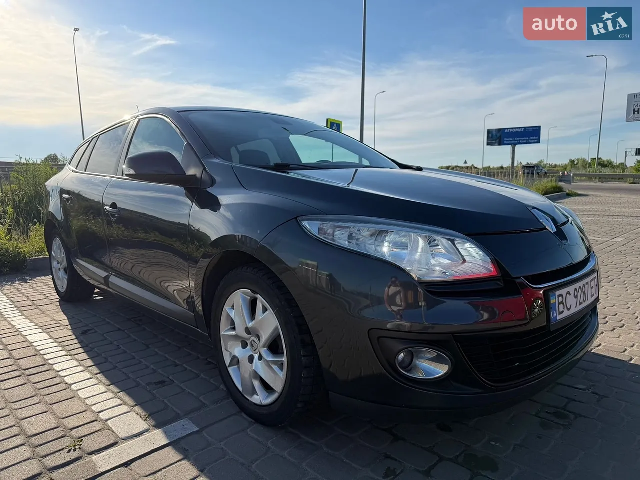2011 Renault Megane - мініатюра 22
