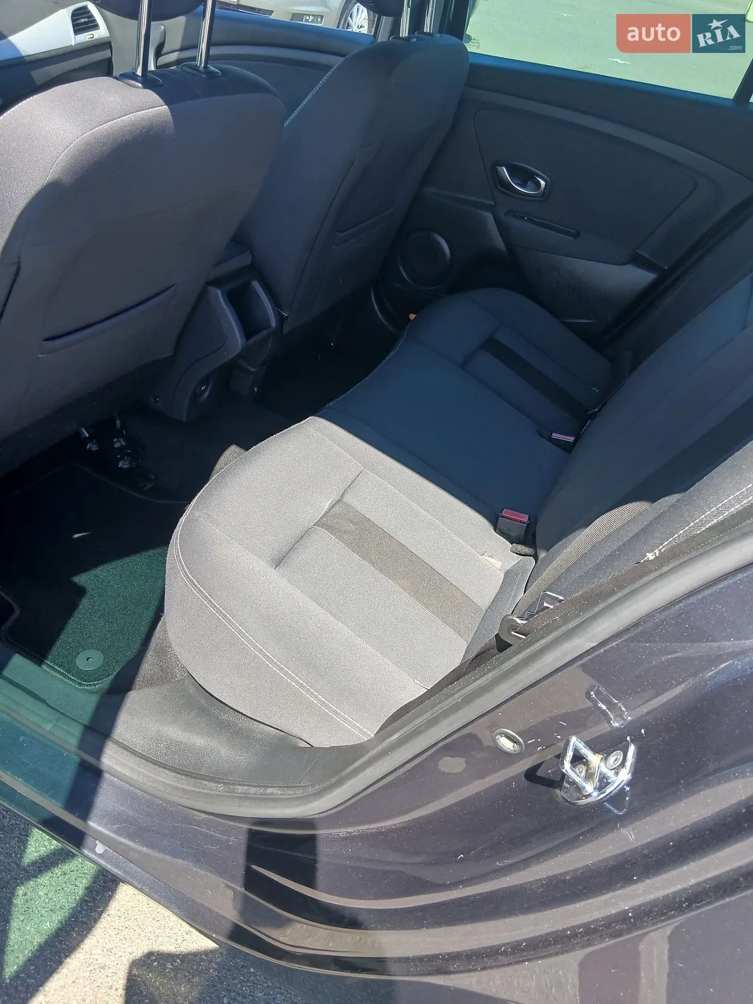 2010 Renault Megane - мініатюра 8