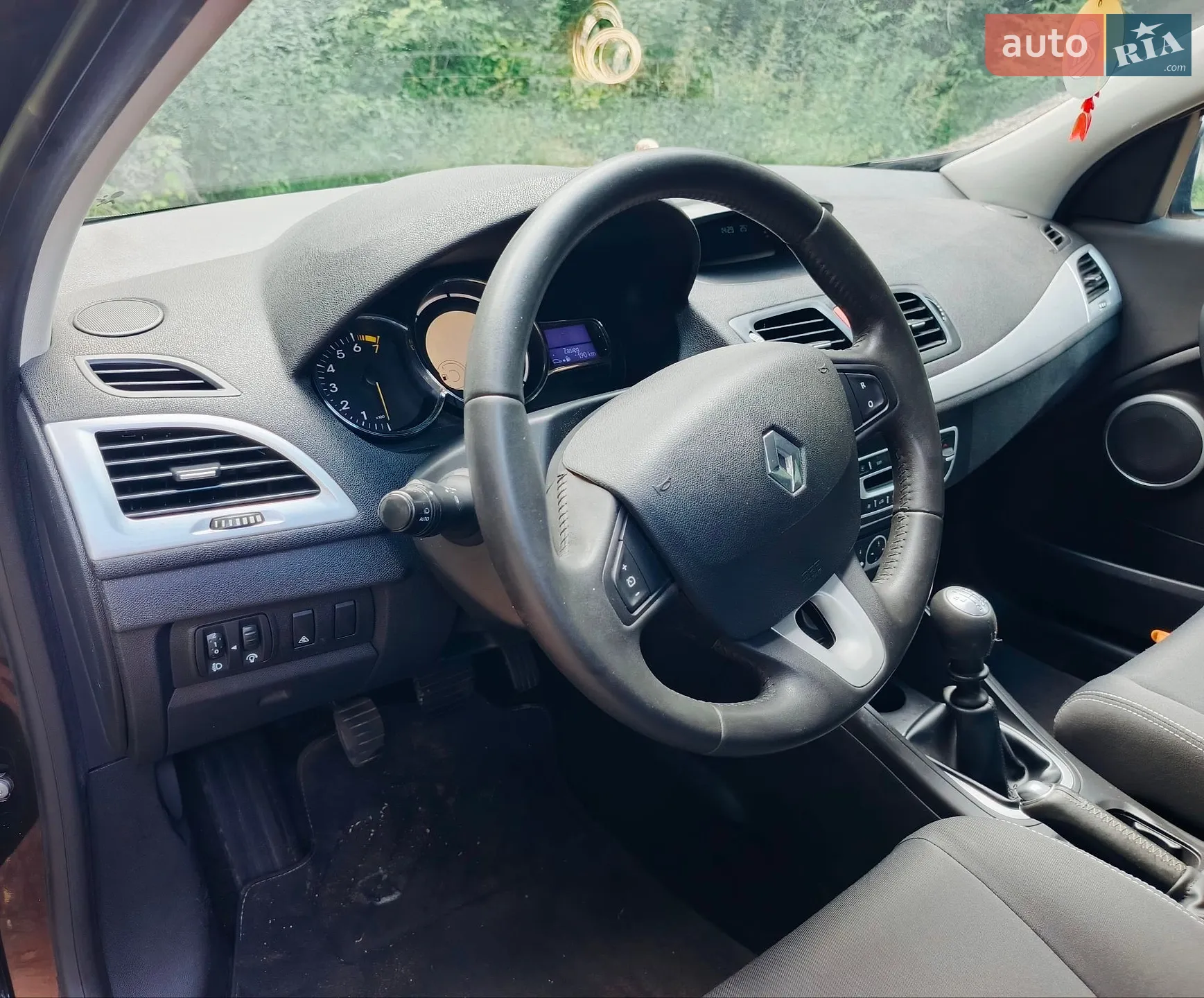 2010 Renault Megane - мініатюра 29