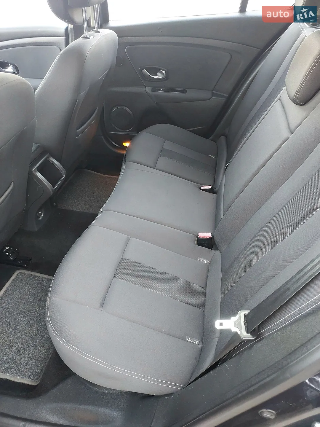 2010 Renault Megane - мініатюра 12