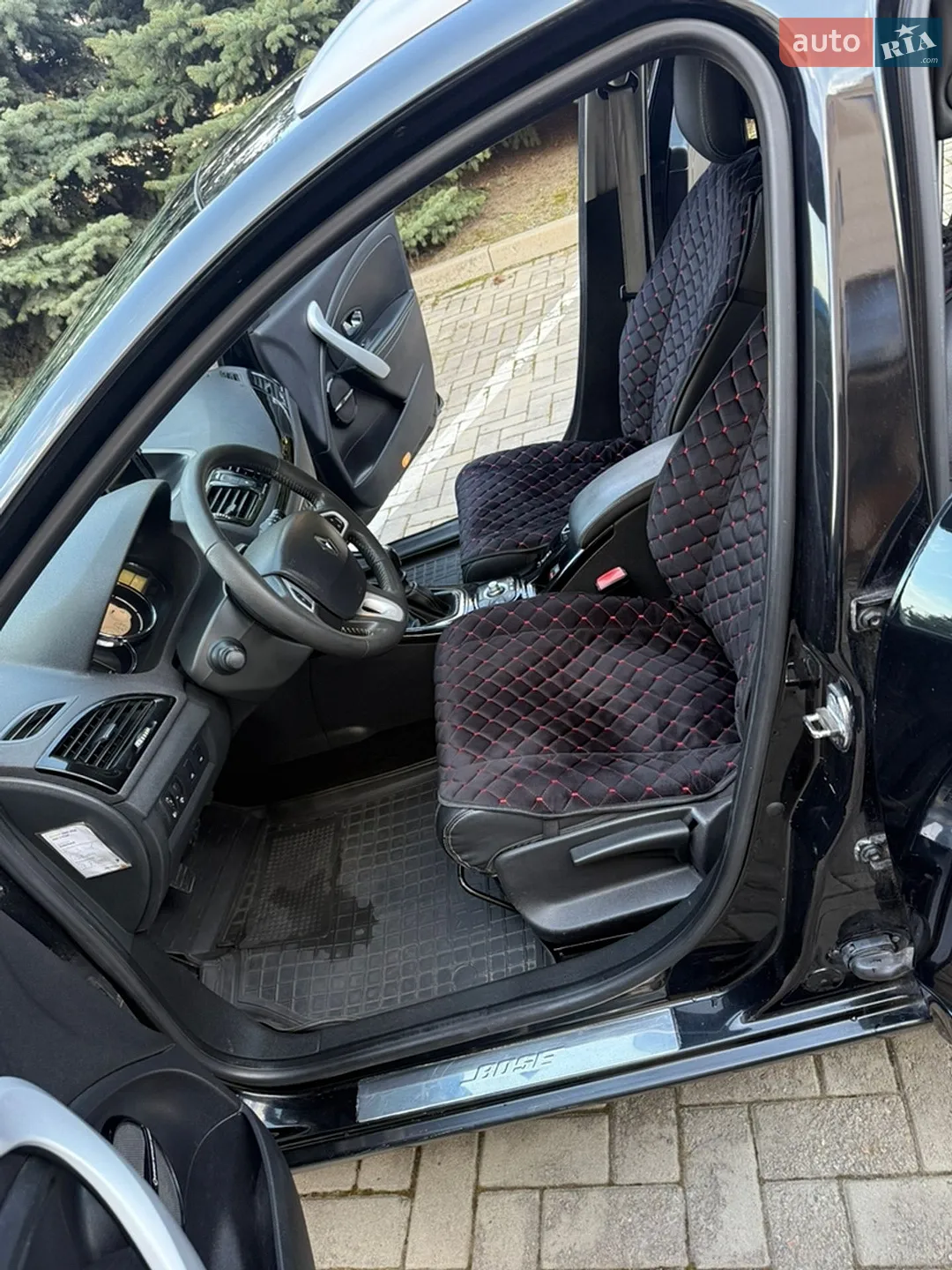 2012 Renault Megane - мініатюра 31