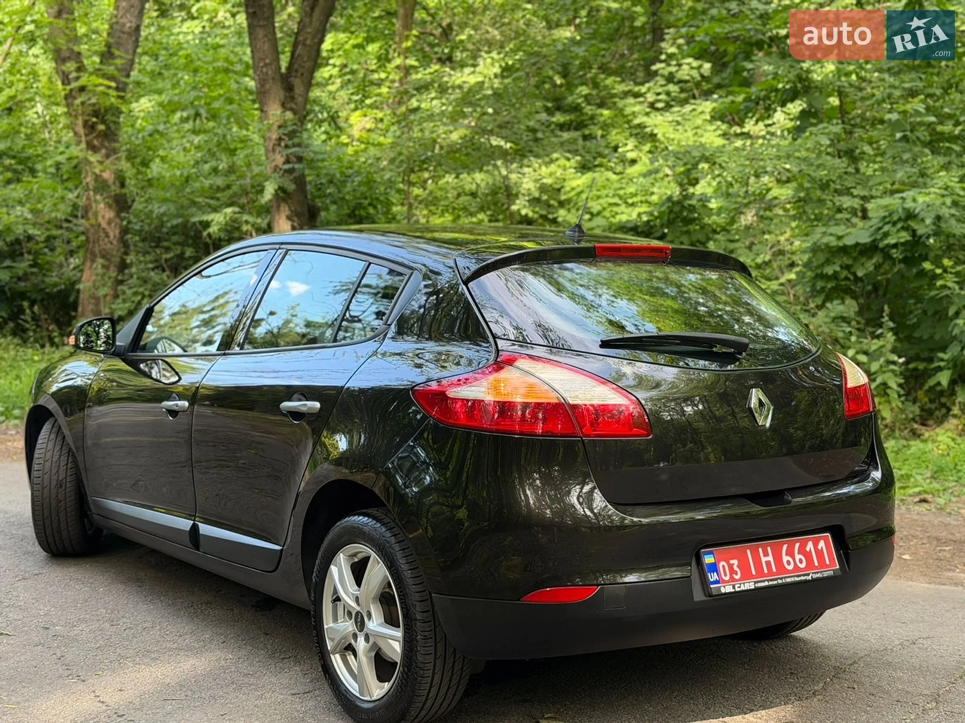 2010 Renault Megane - мініатюра 17