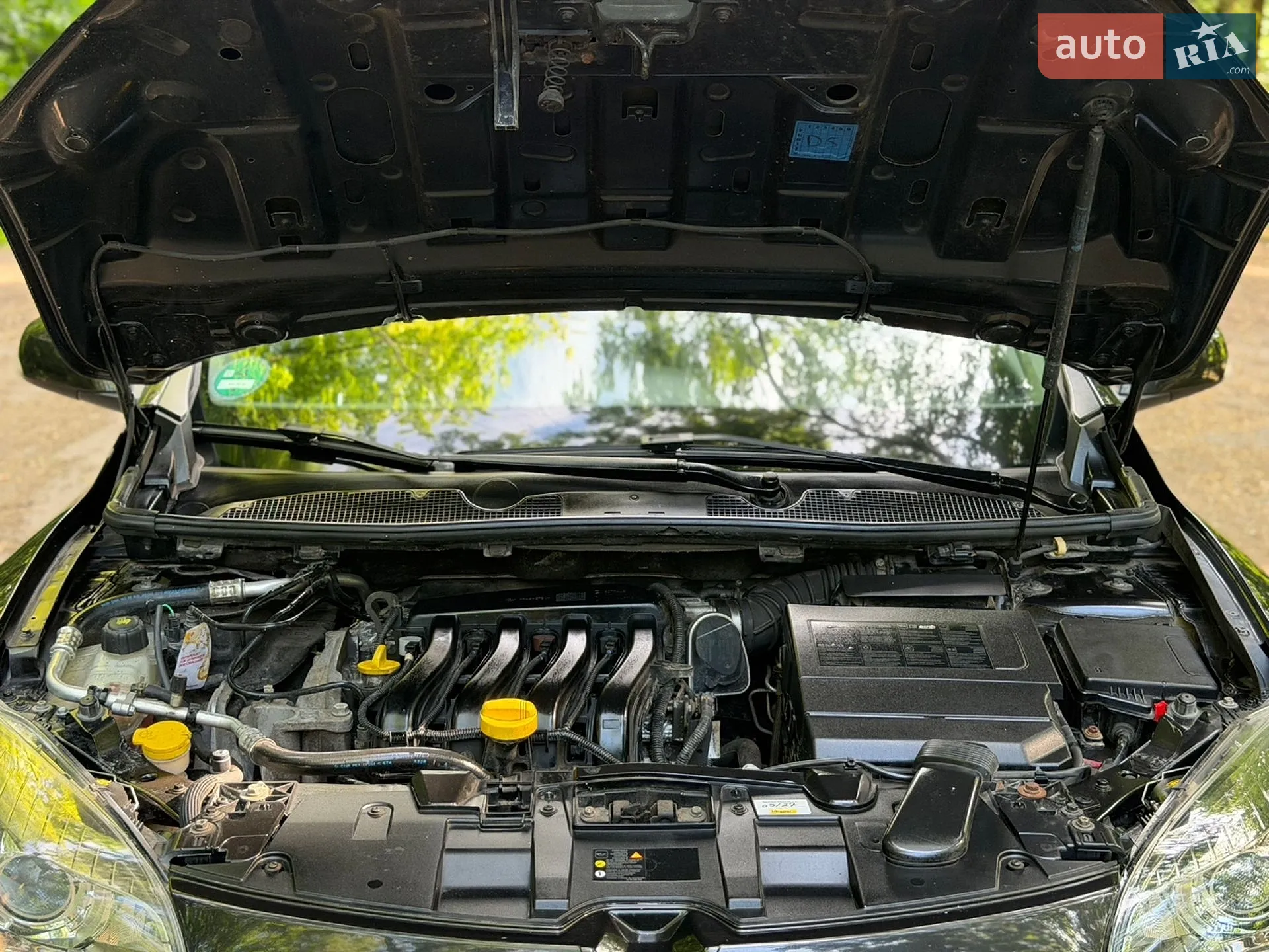 2010 Renault Megane - мініатюра 38
