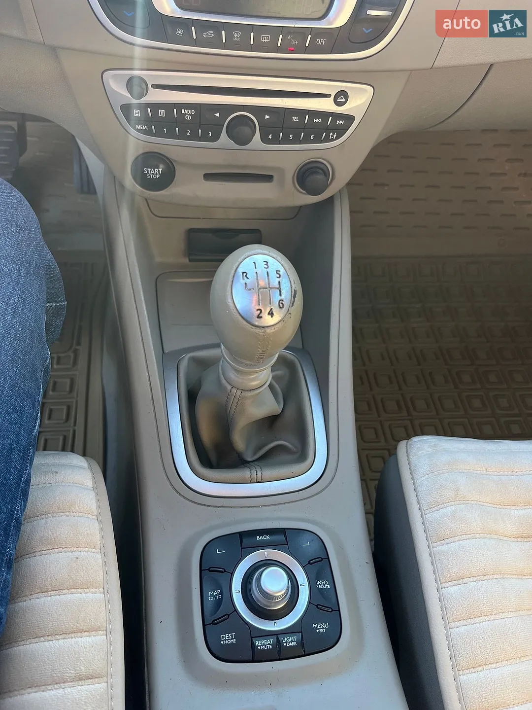 2010 Renault Megane - мініатюра 19