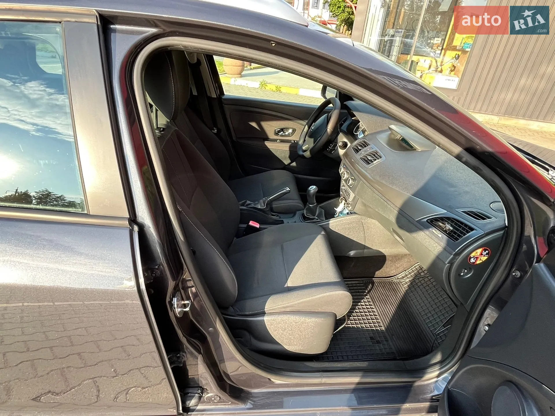 2012 Renault Megane - мініатюра 28
