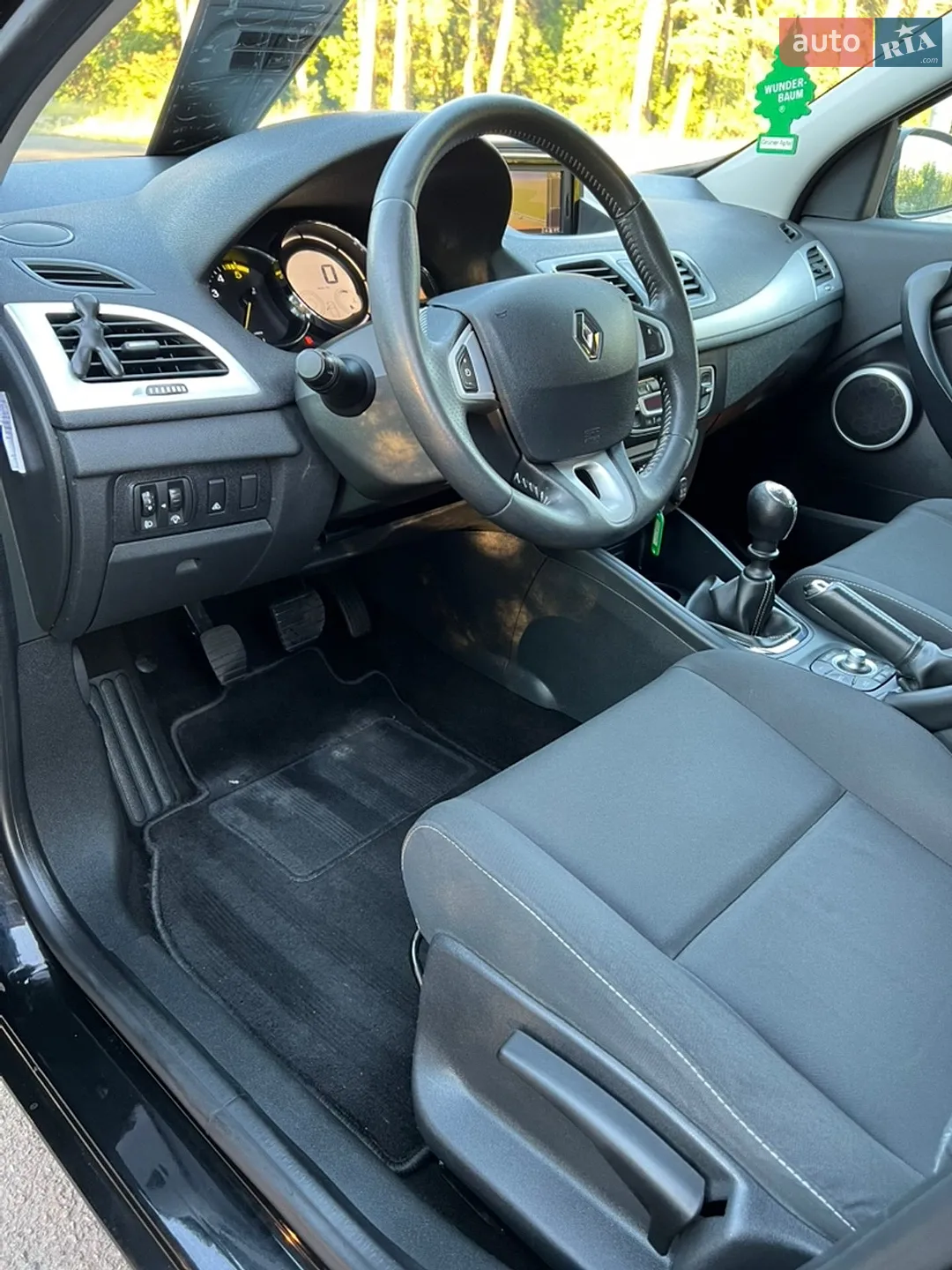 2012 Renault Megane - мініатюра 16