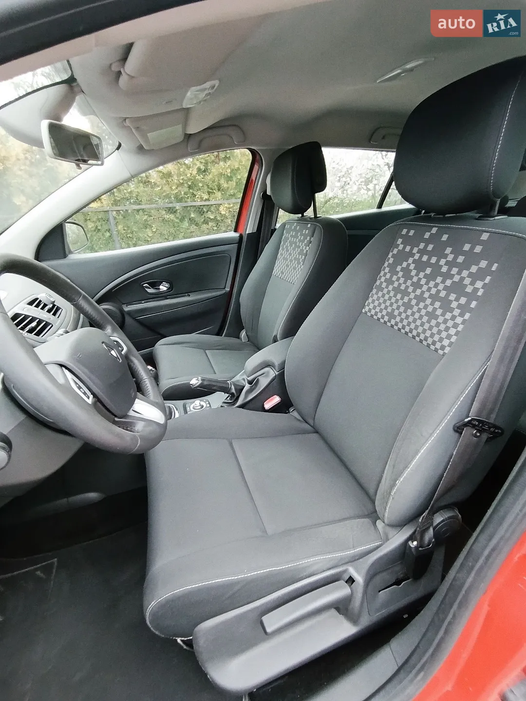 2012 Renault Megane - мініатюра 38