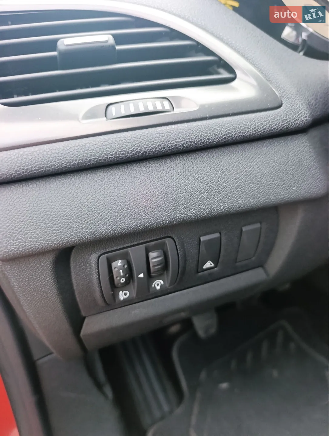 2012 Renault Megane - мініатюра 70