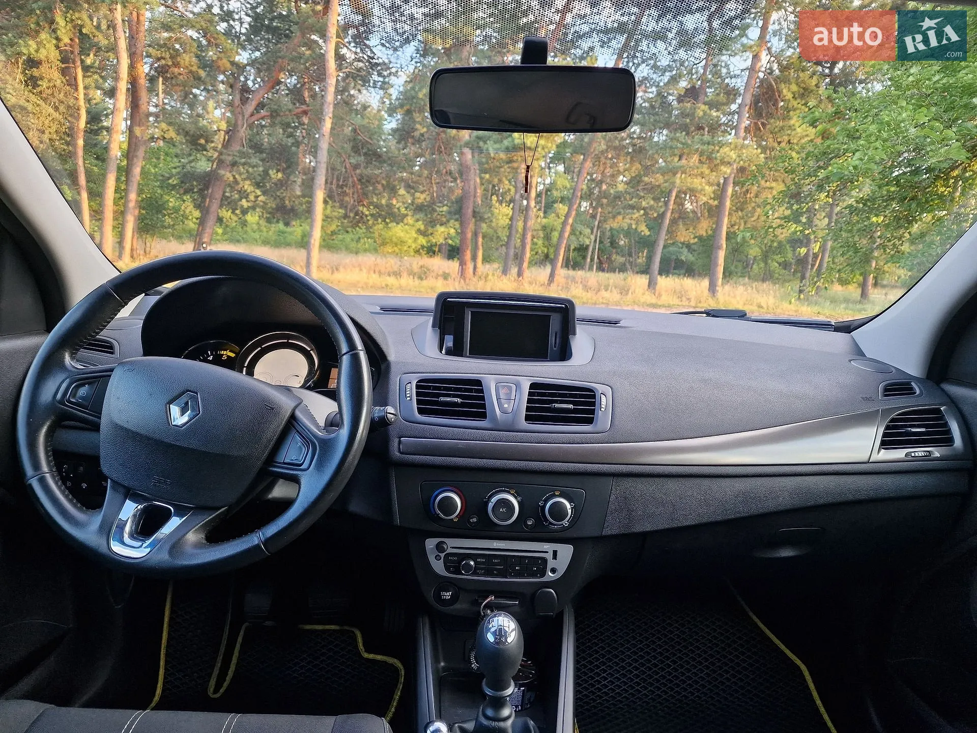 2015 Renault Megane - мініатюра 26