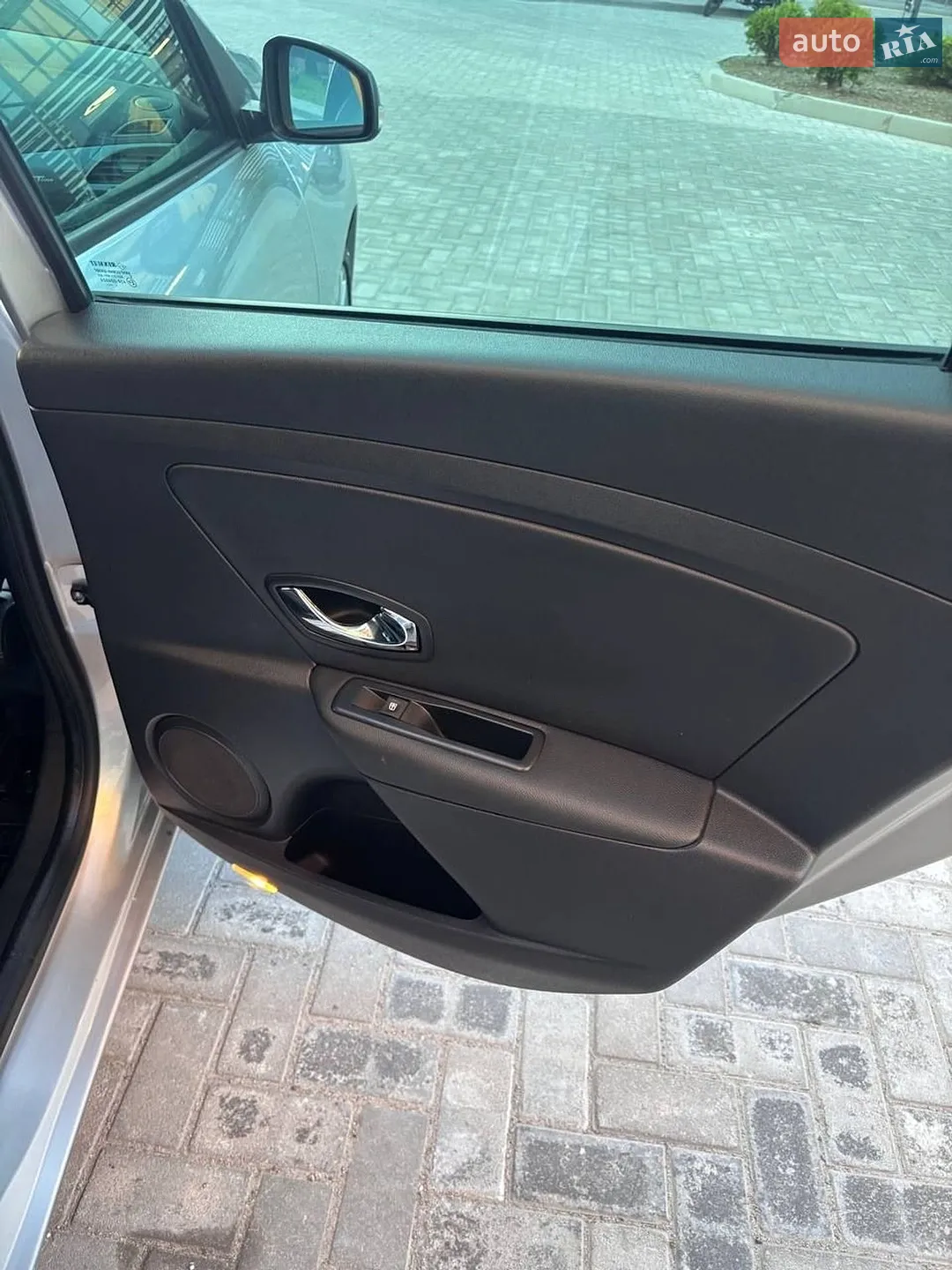 Renault Megane 2011 VIN VF1KZ8G0646178721 фото оголошення 51 з 58